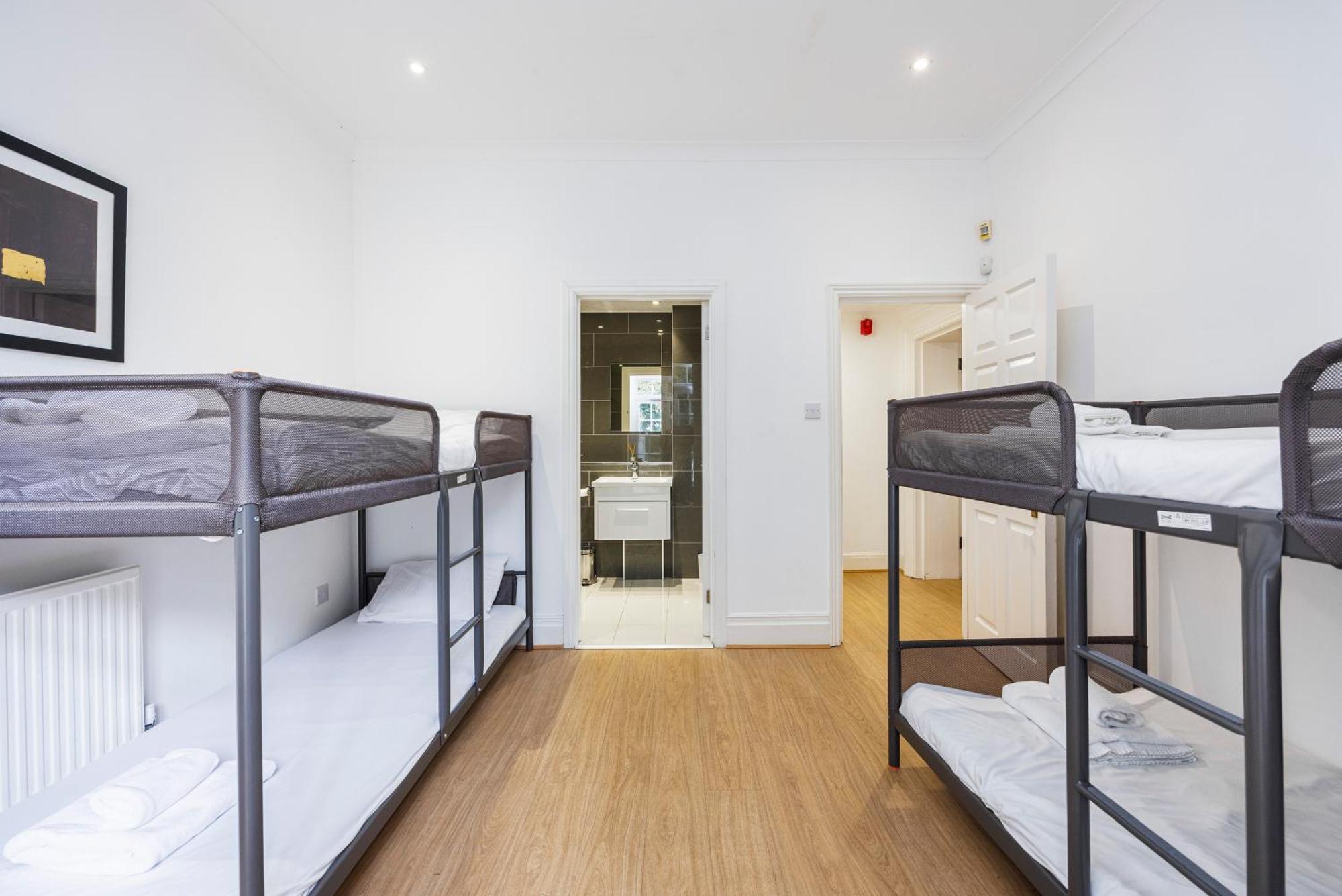 Leilighet Larger Groups With Garden And Parking London