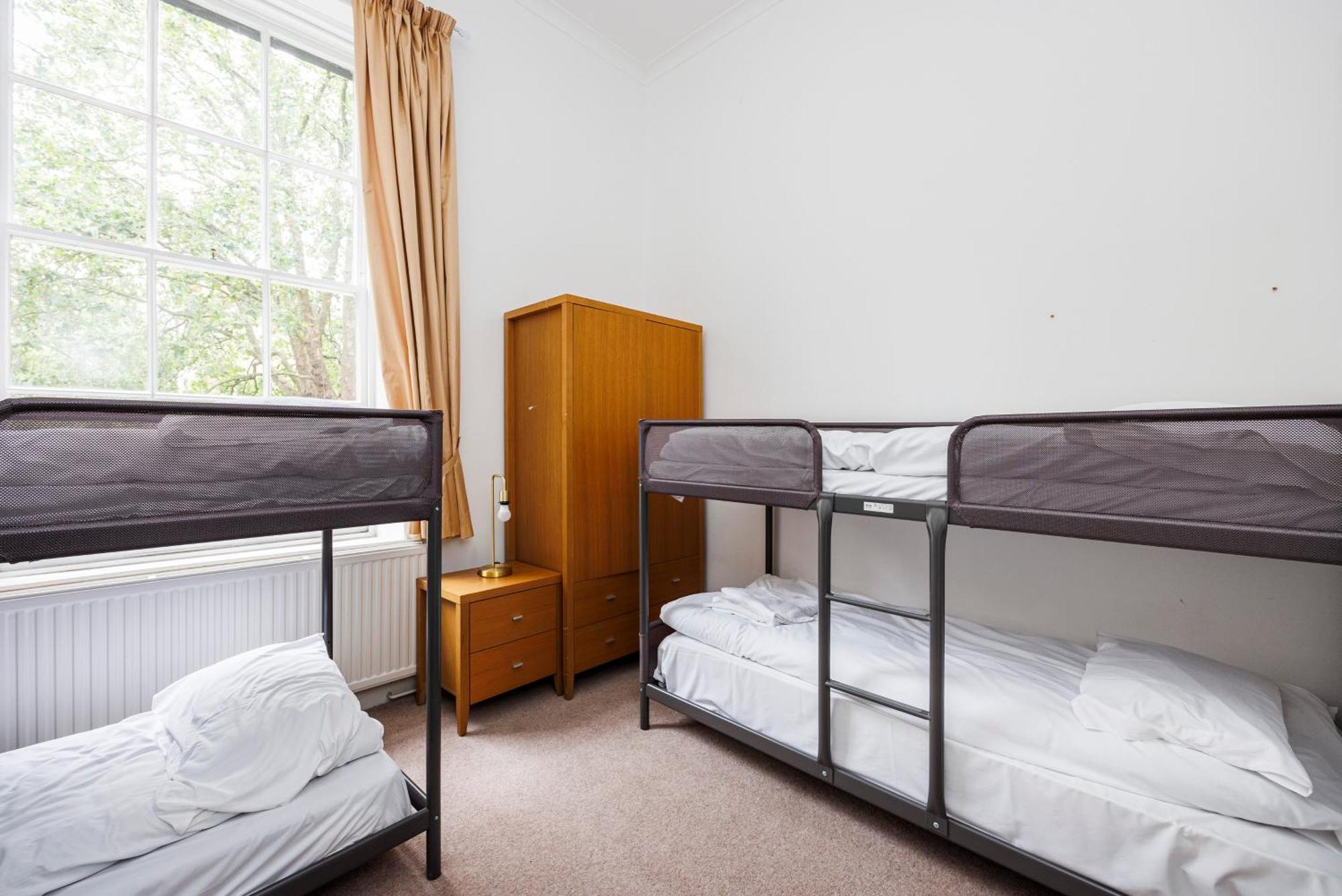 Larger Groups Close To Excel Canarywharf 02 With Parking * London