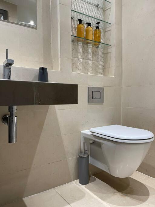 Appartement Quintessential Town House Close To Londen