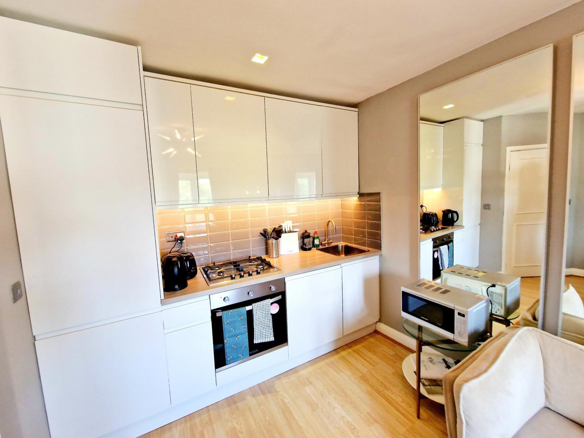 Leilighet Brilliant 3 Bedroom's In Hyde Park With Elevator - 1 Flight Of Stairs Only London