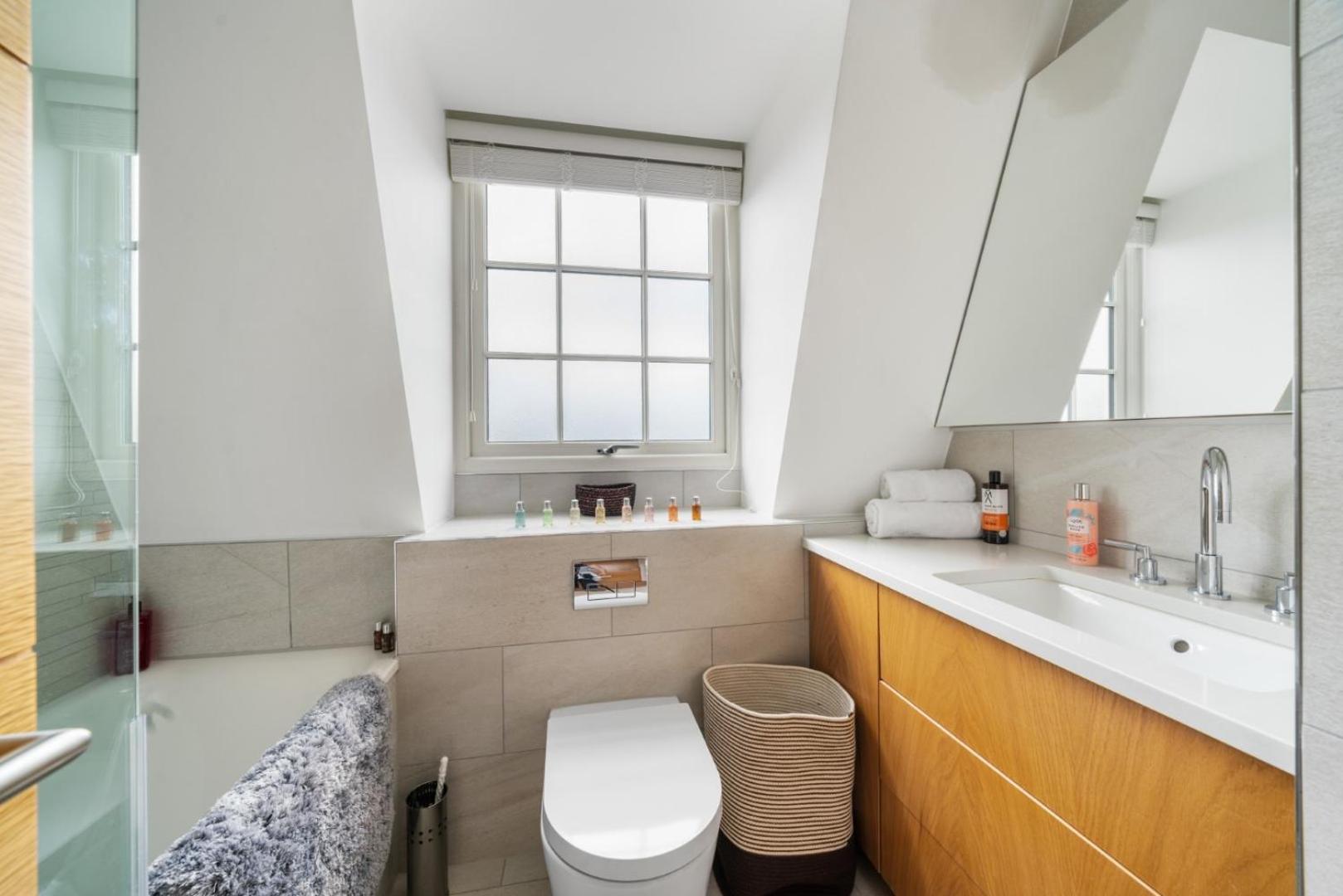 Stunning 1-bedroom Penthouse In Marble Arch 72 Lägenhet London