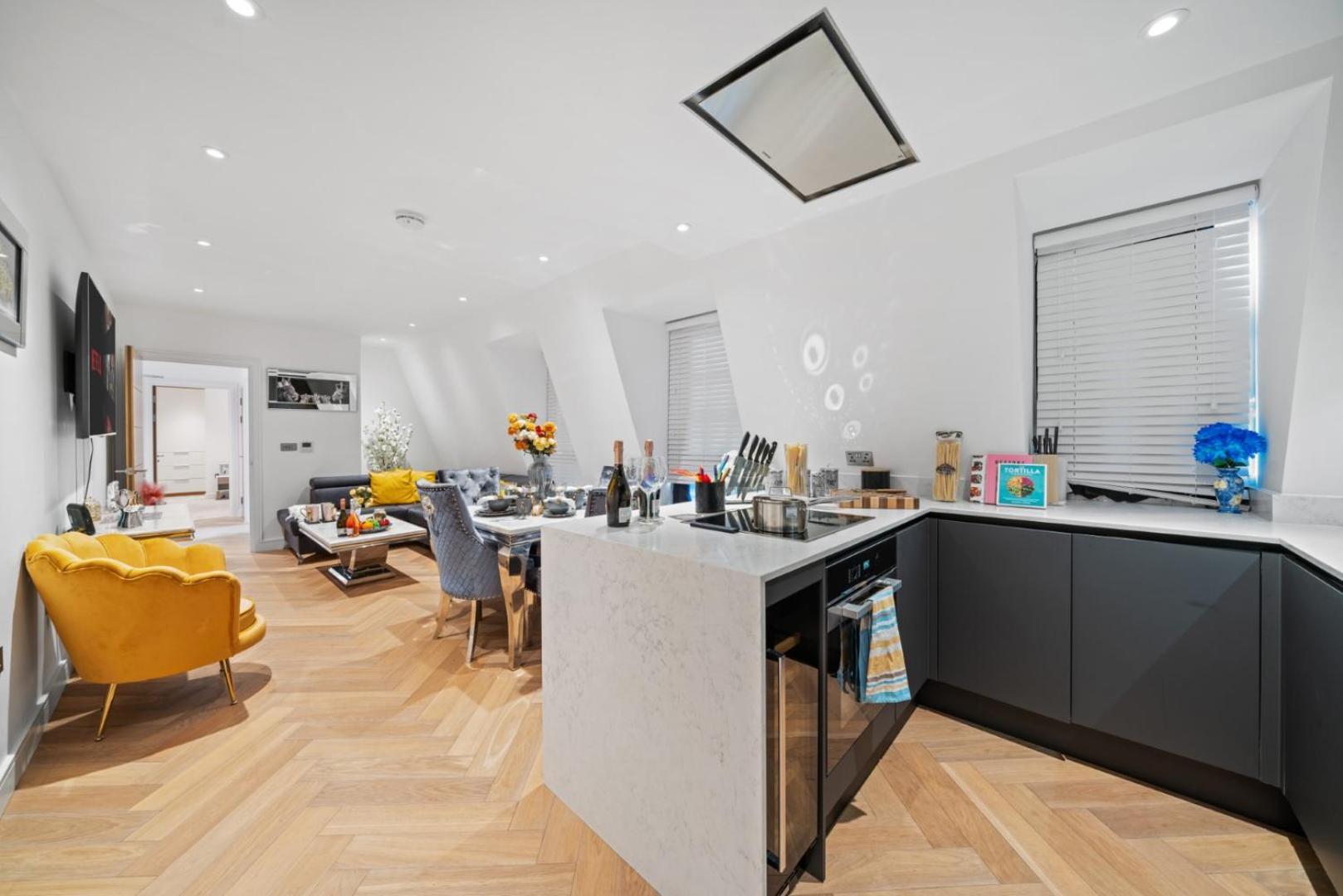 Lägenhet Stunning 1-bedroom Penthouse In Marble Arch 72 London