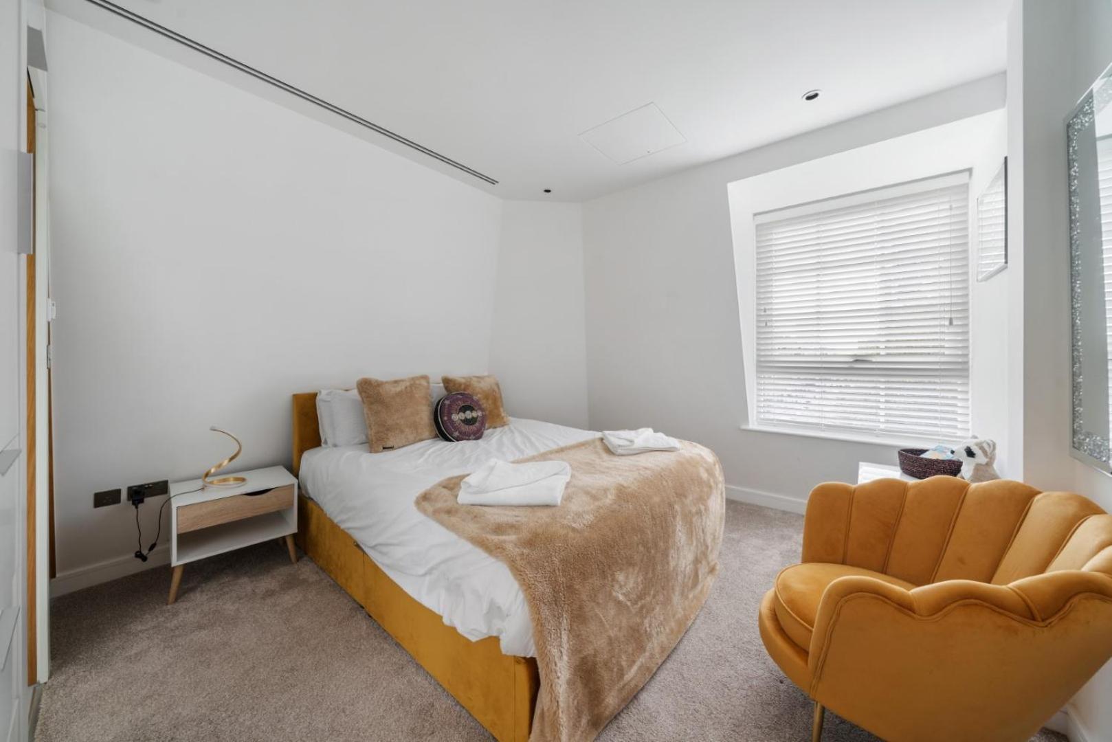 Elegant 3-bedroom Penthouse In Marble Arch 70 * Londen