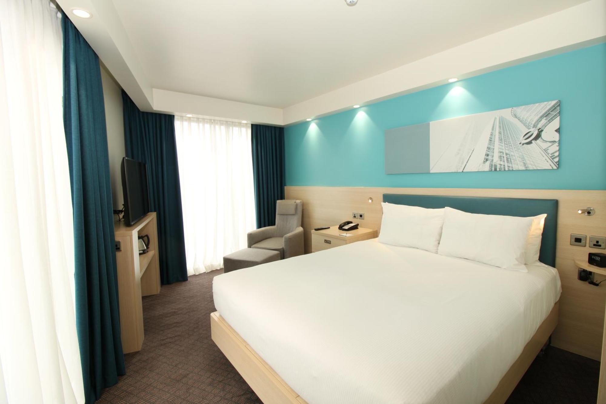 Hotel Hampton By Hilton Docklands London