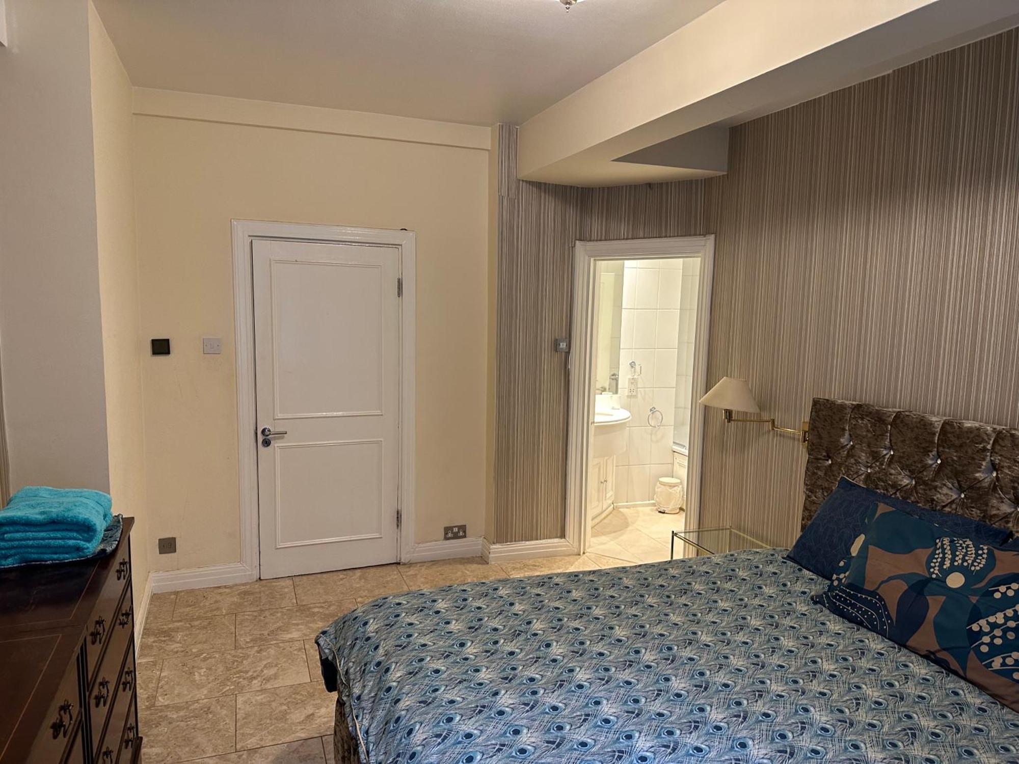 Appartamento Prime Location - 2 Beds 3 Bath Flat Knightsbridge *