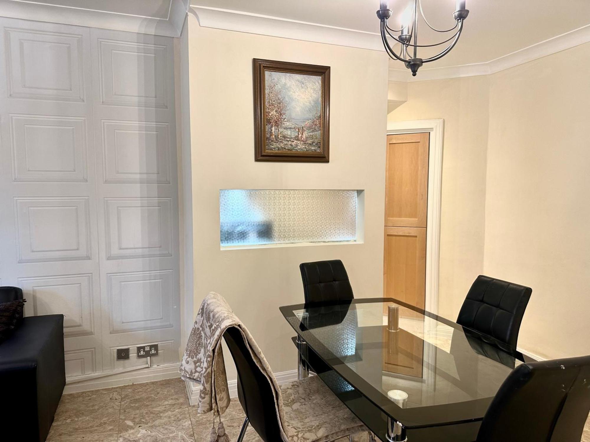 Appartamento Prime Location - 2 Beds 3 Bath Flat Knightsbridge *