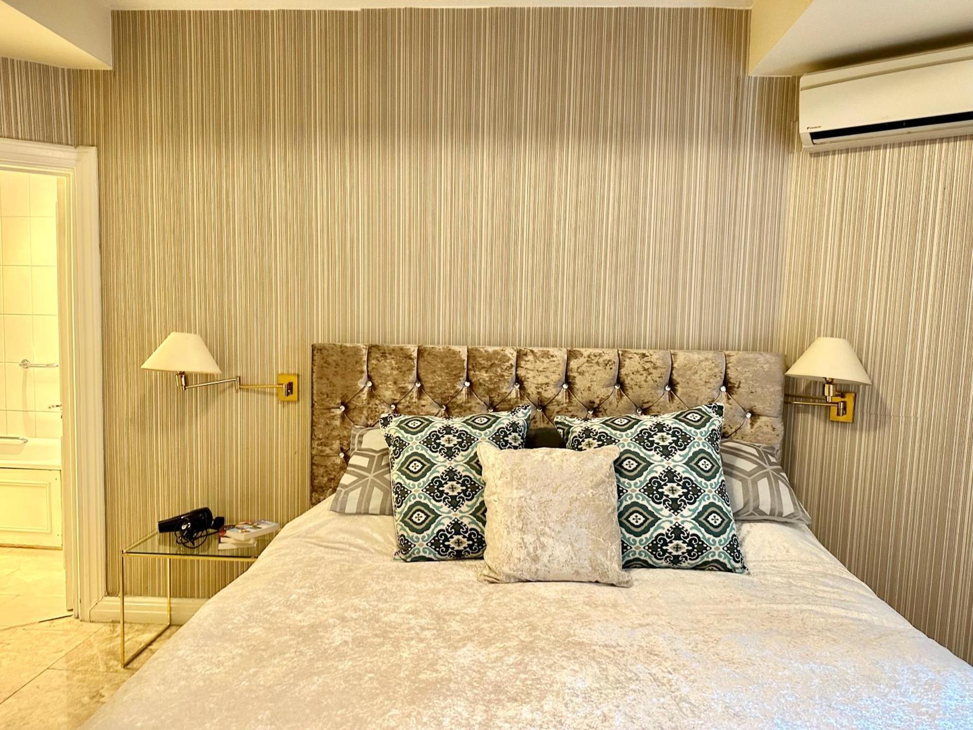 Appartamento Prime Location - 2 Beds 3 Bath Flat Knightsbridge *