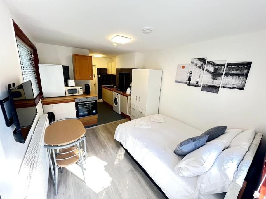 Leilighet Stylish Ground Floor Garden Flat Nr