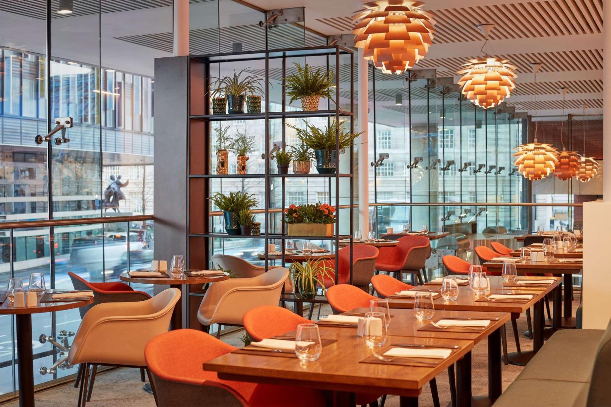 Park Plaza County Hall 4* Londen