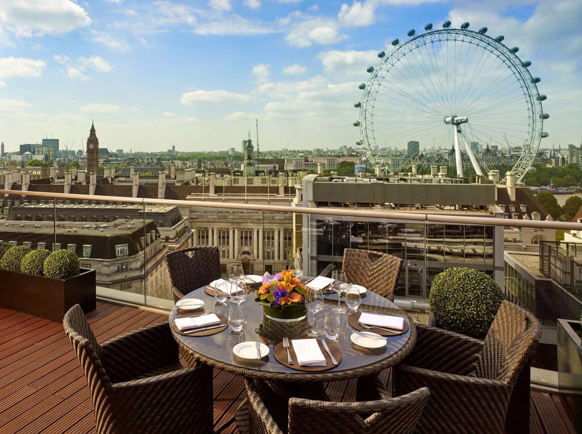 Park Plaza County Hall Hotel Londen