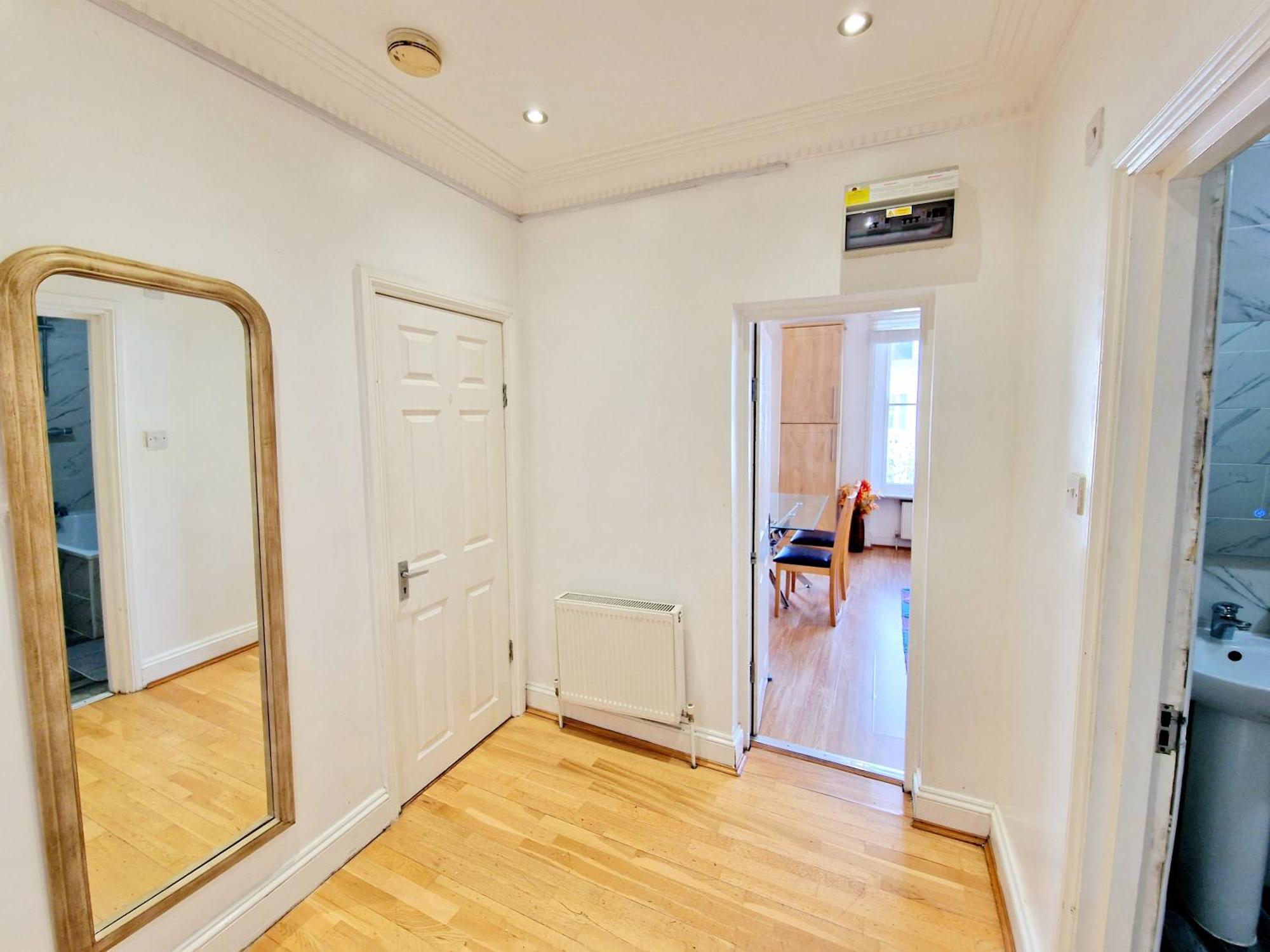 Beautiful Kensington 3 Minutes Walk To Earl's Court Station Appartamento