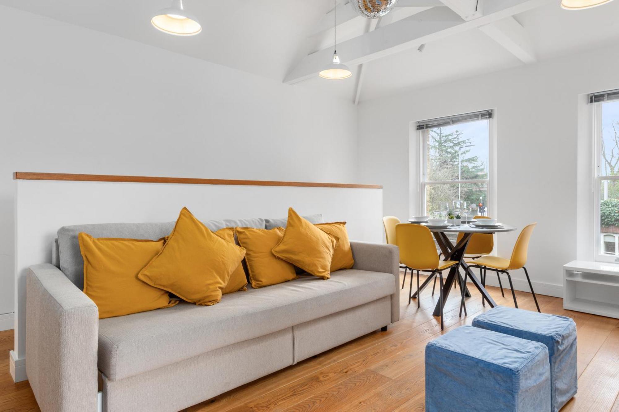 Flourish - The Annex - Dulwich Village * London
