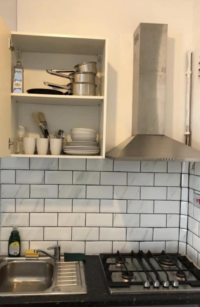 Fabulous Flat In Heart Of Apartment