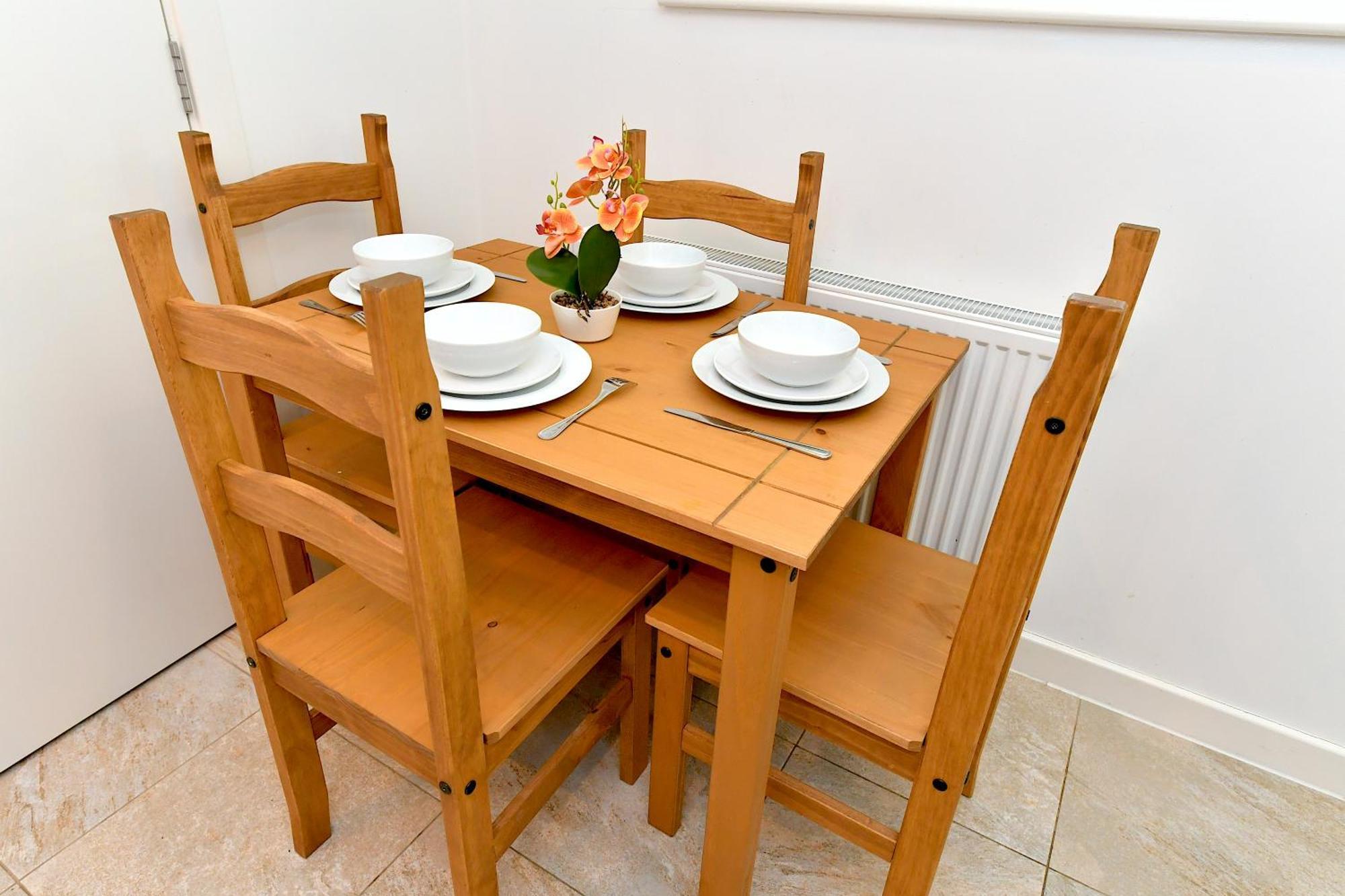 Leilighet Bright Amelia - 2 Bed 1 Bath With Wifi And Netflix In The Heart Of