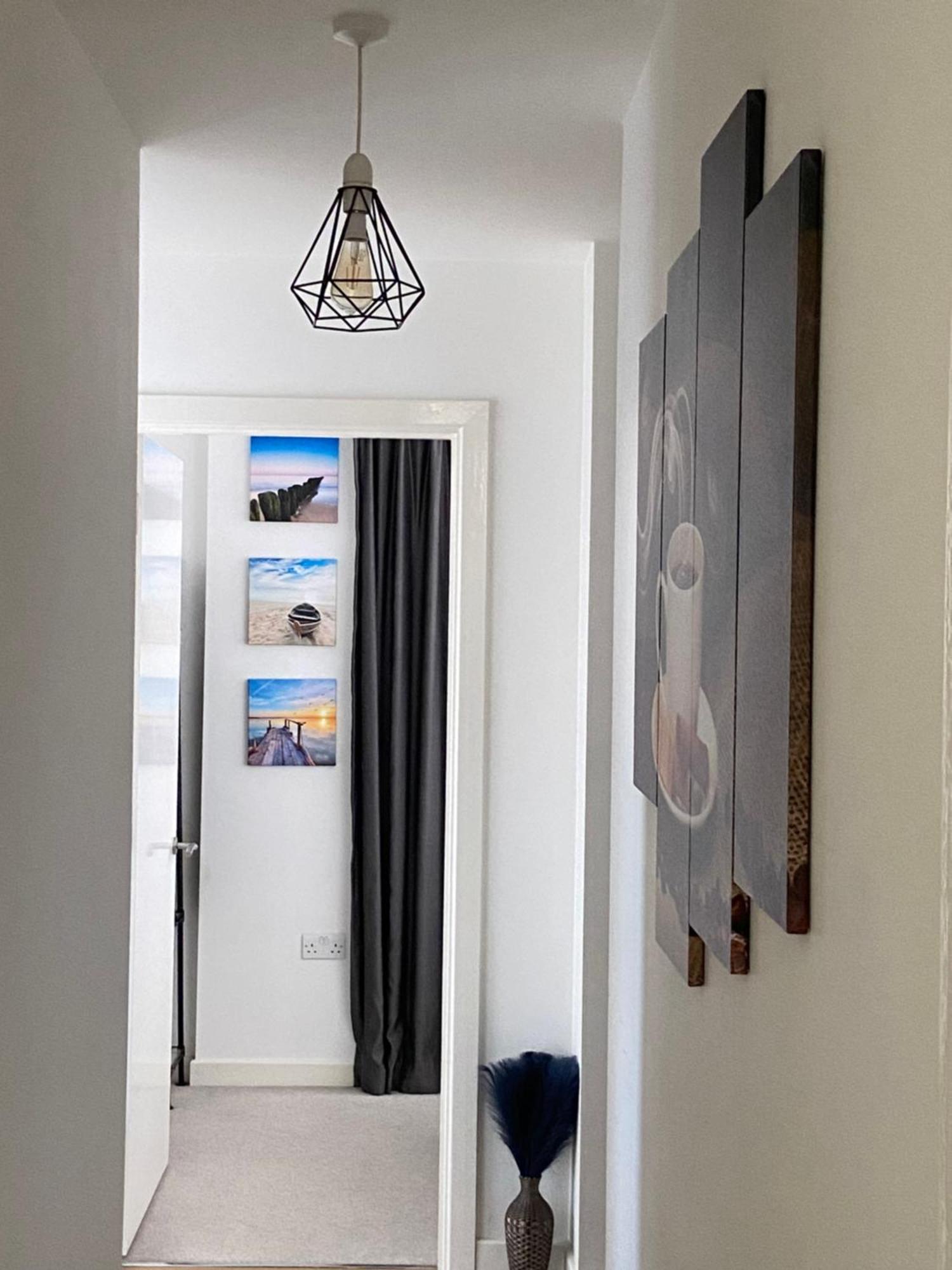 Bright Amelia - 2 Bed 1 Bath With Wifi And Netflix In The Heart Of Lägenhet