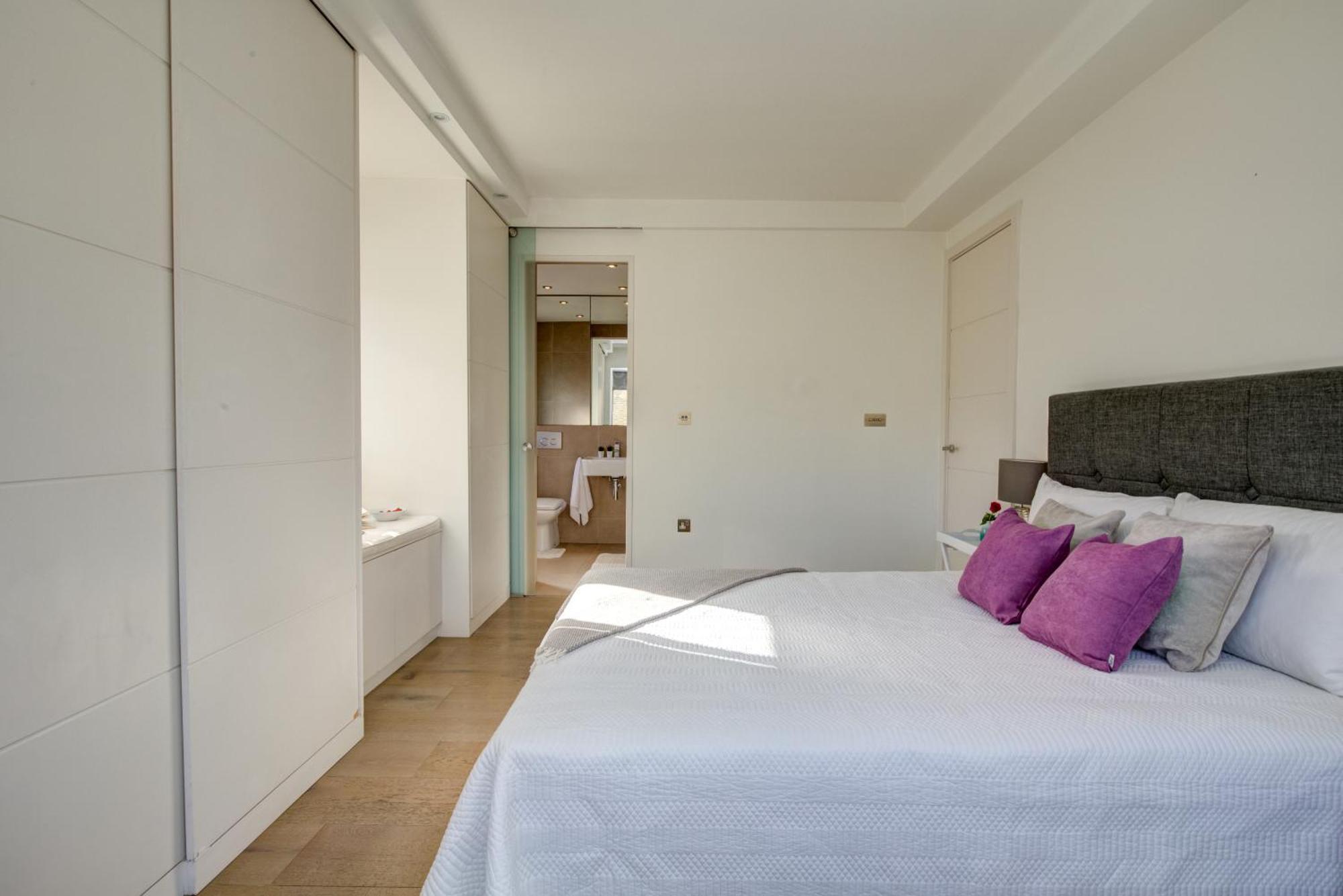 Chic 1br Central Retreat Appartamento
