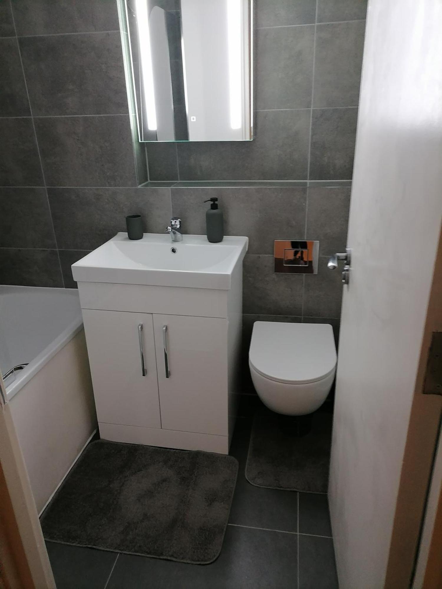 Hemans 0.8 Leilighet *