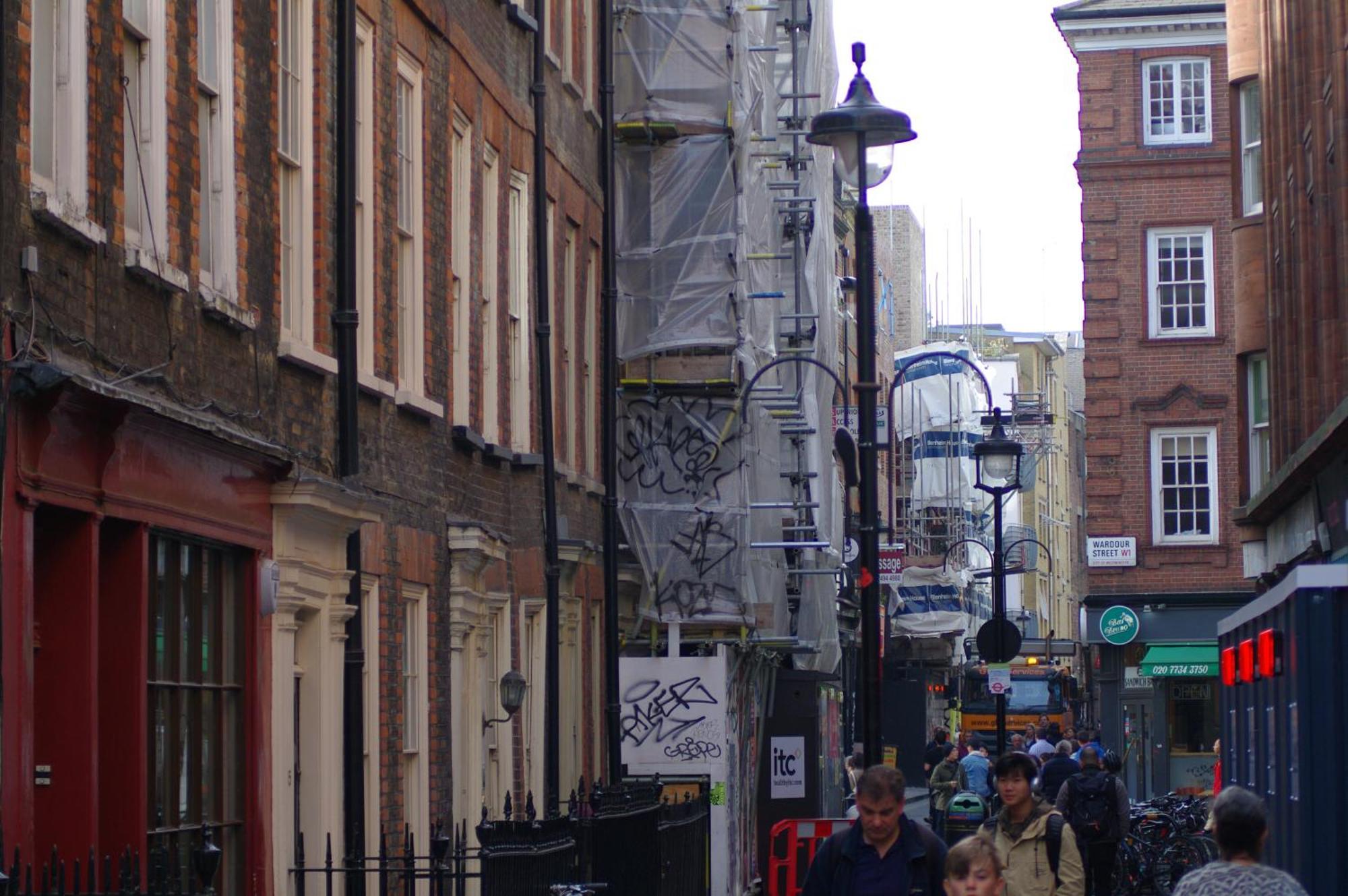 Spacious Soho On Quaint Cobbled Street Appartement Londres