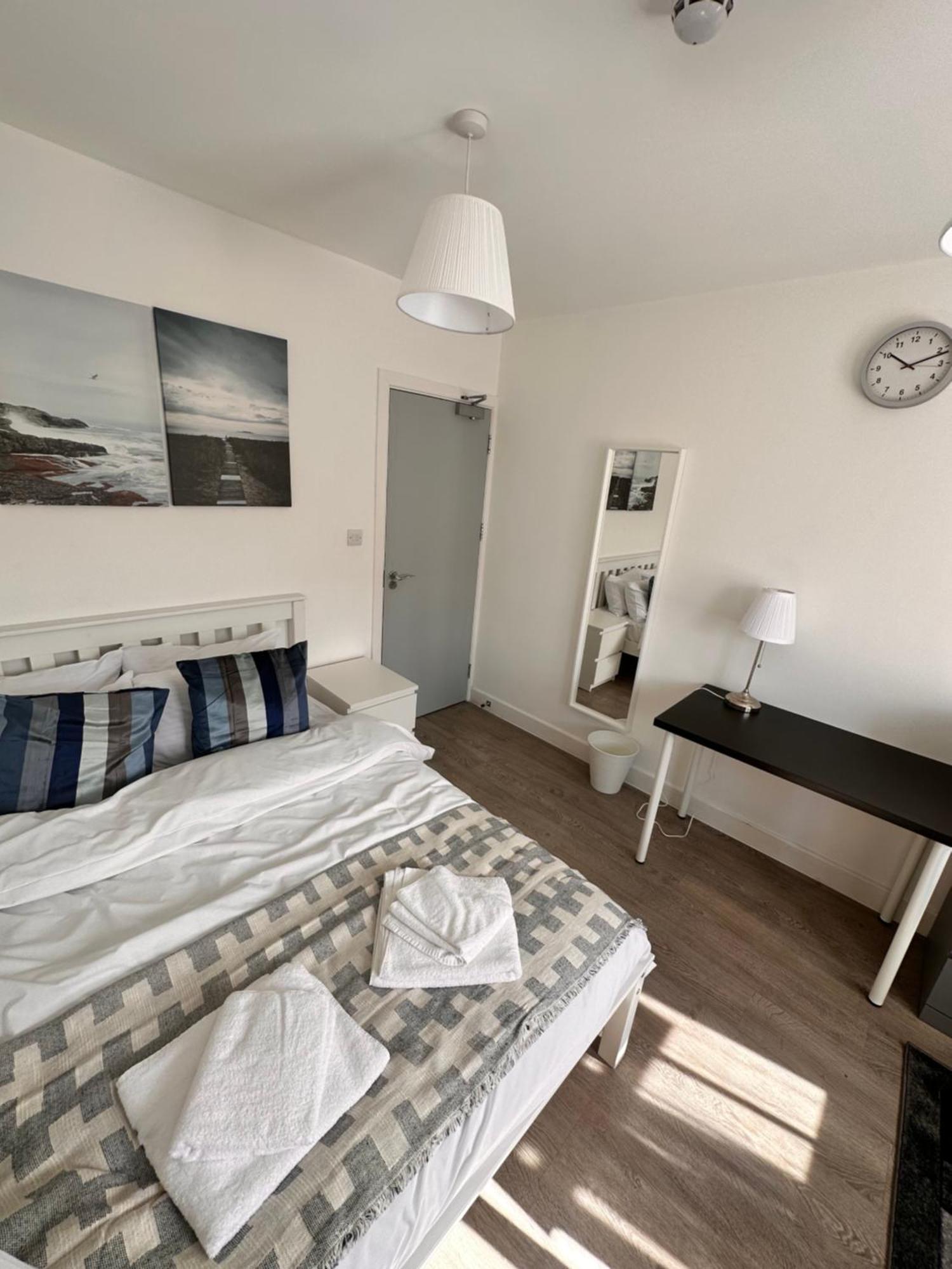 Double And Single In Bromley By Bow Gasthuis Londen