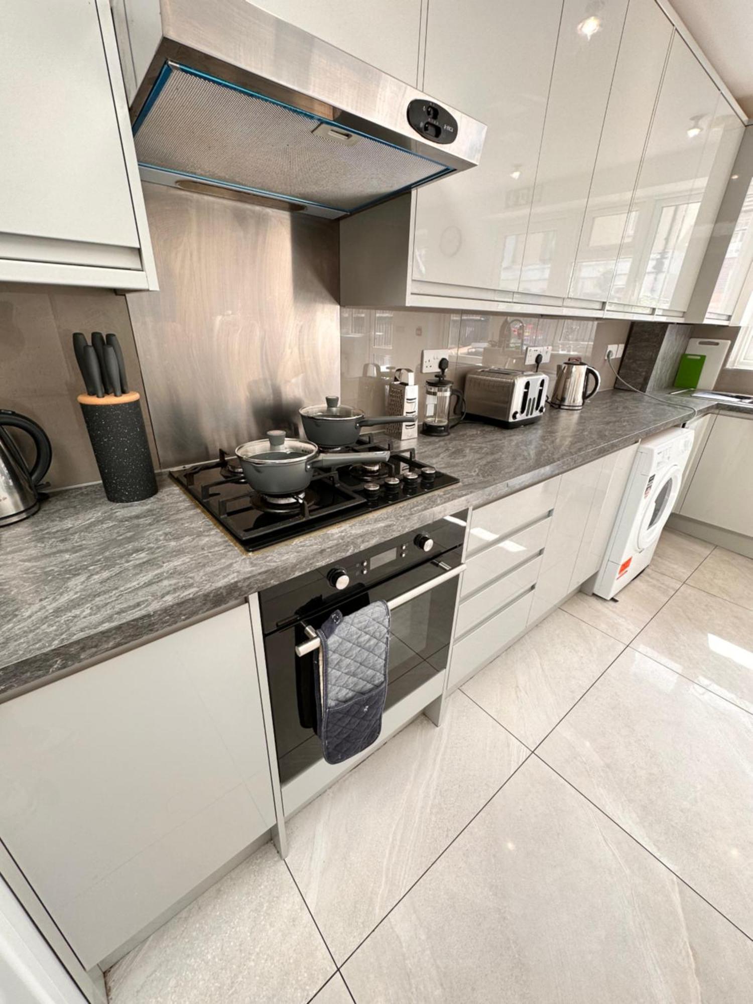 Double And Single In Bromley By Bow Gasthuis