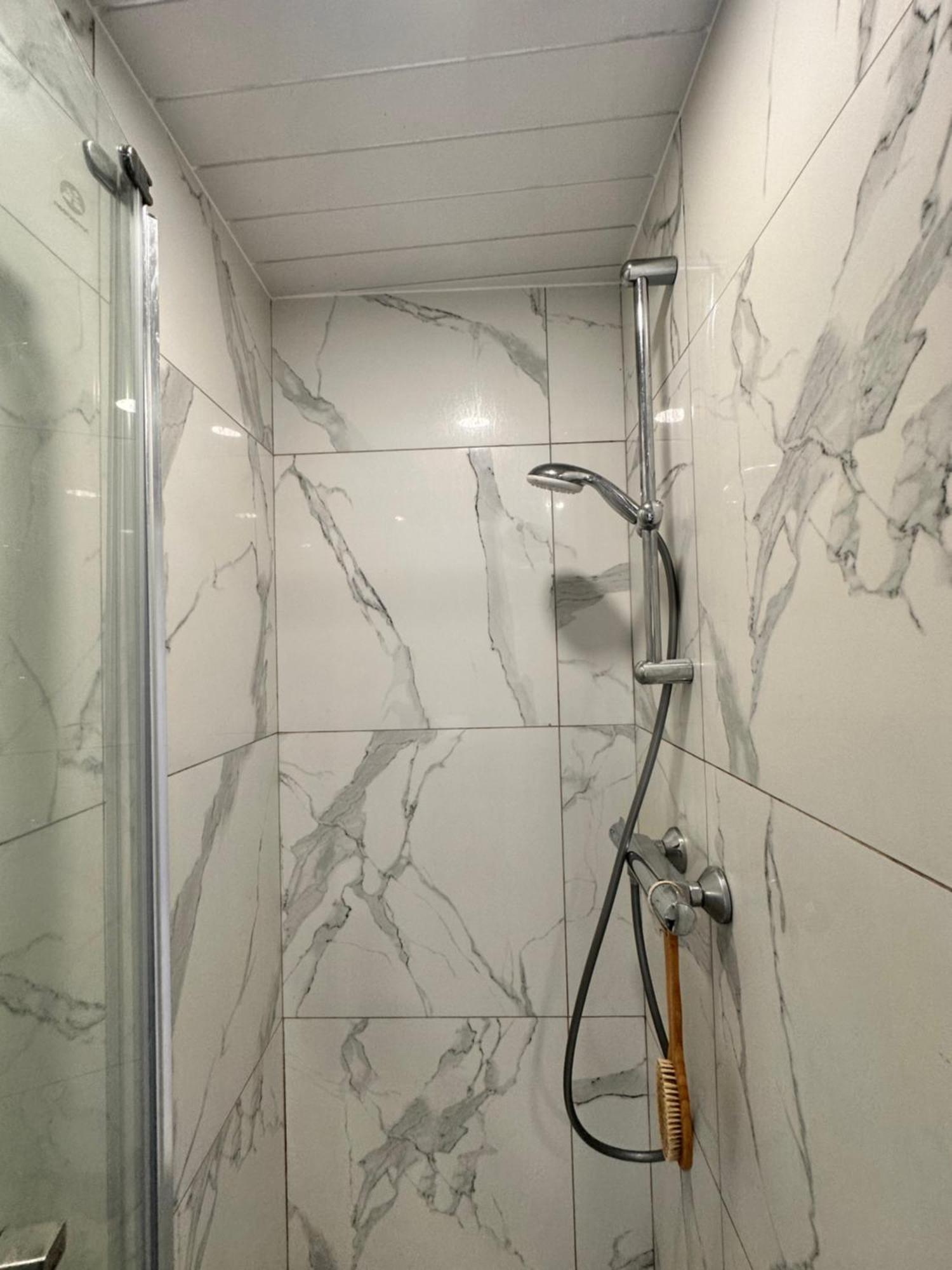 Double And Single In Bromley By Bow Gasthuis *