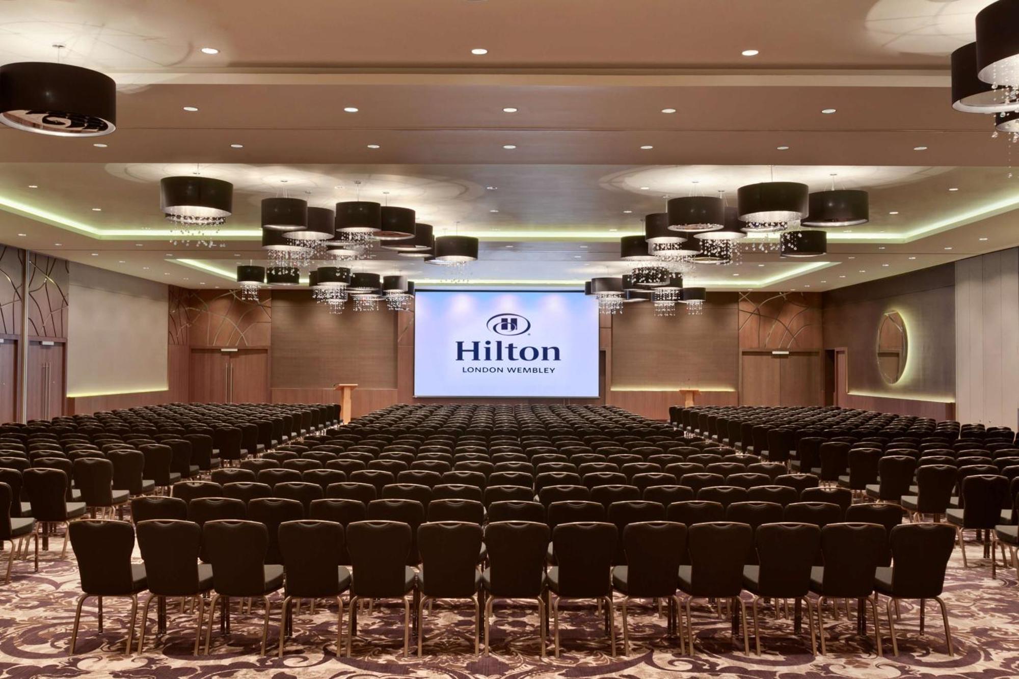 Hotel Hilton Wembley 4*