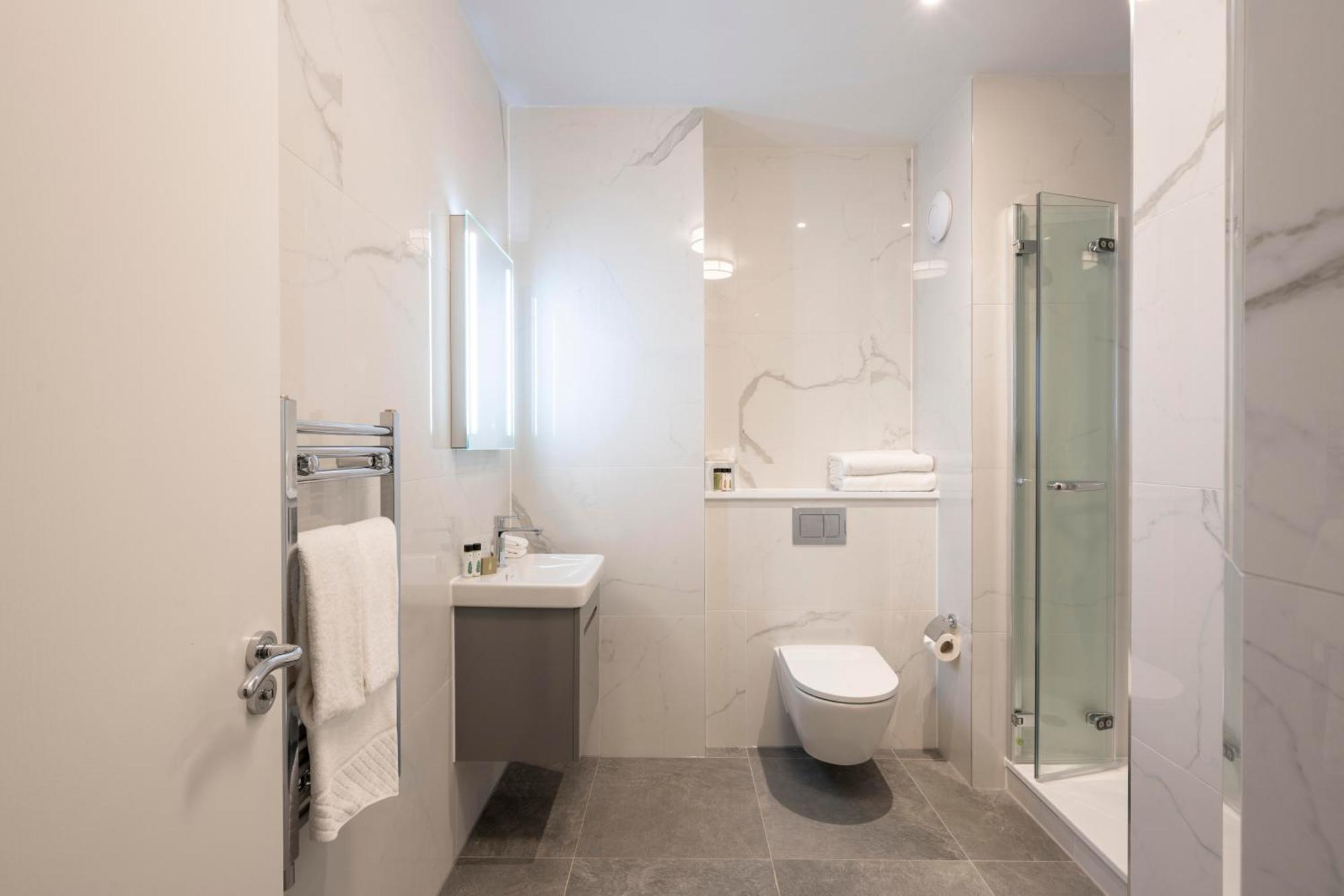 Aparthotel Tower Residences By Blue Orchid London