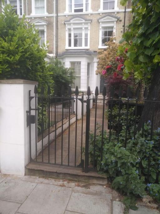 Apartment Superior 5* Kensington, Flat + Free Wi-fi London