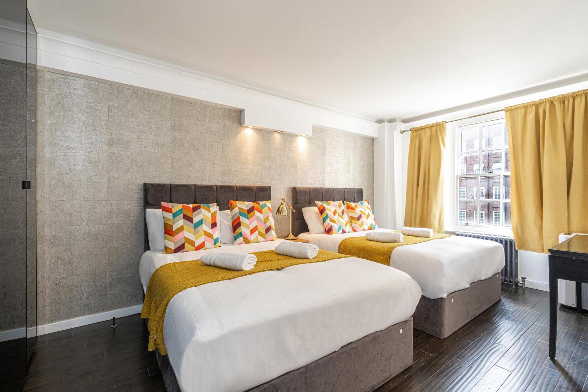 Elegant 3 Bedrooms Near Hyde Park&oxford St * Londen