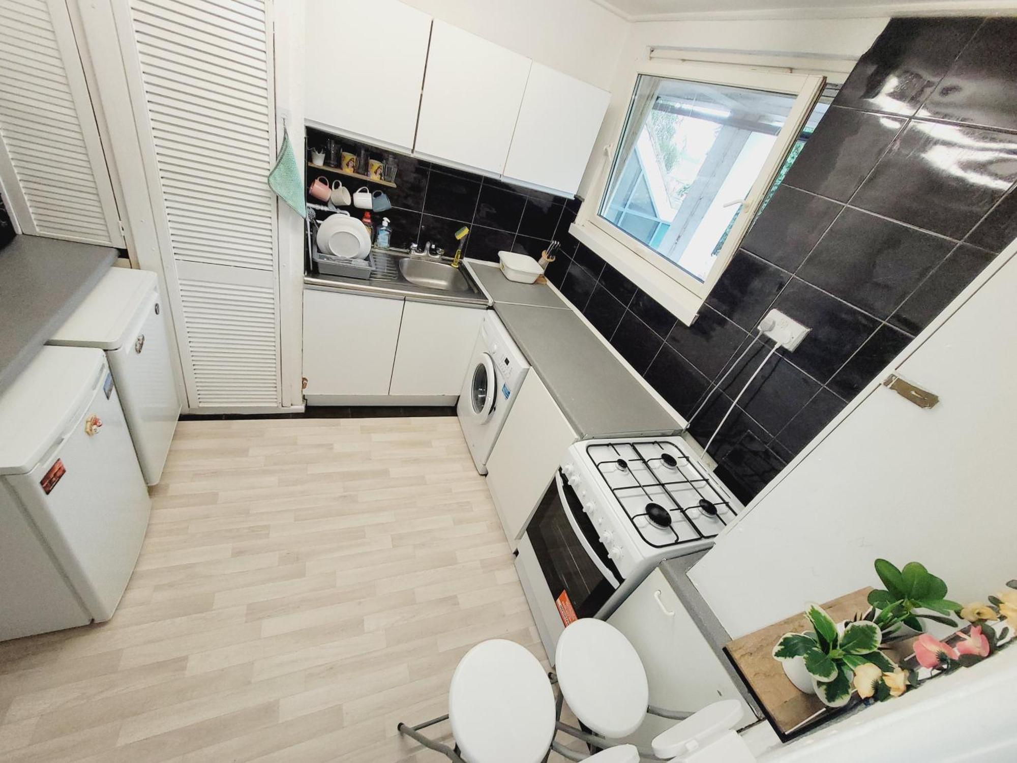 Rum i privatbostad Excellent Double In Cheap Rate Around London