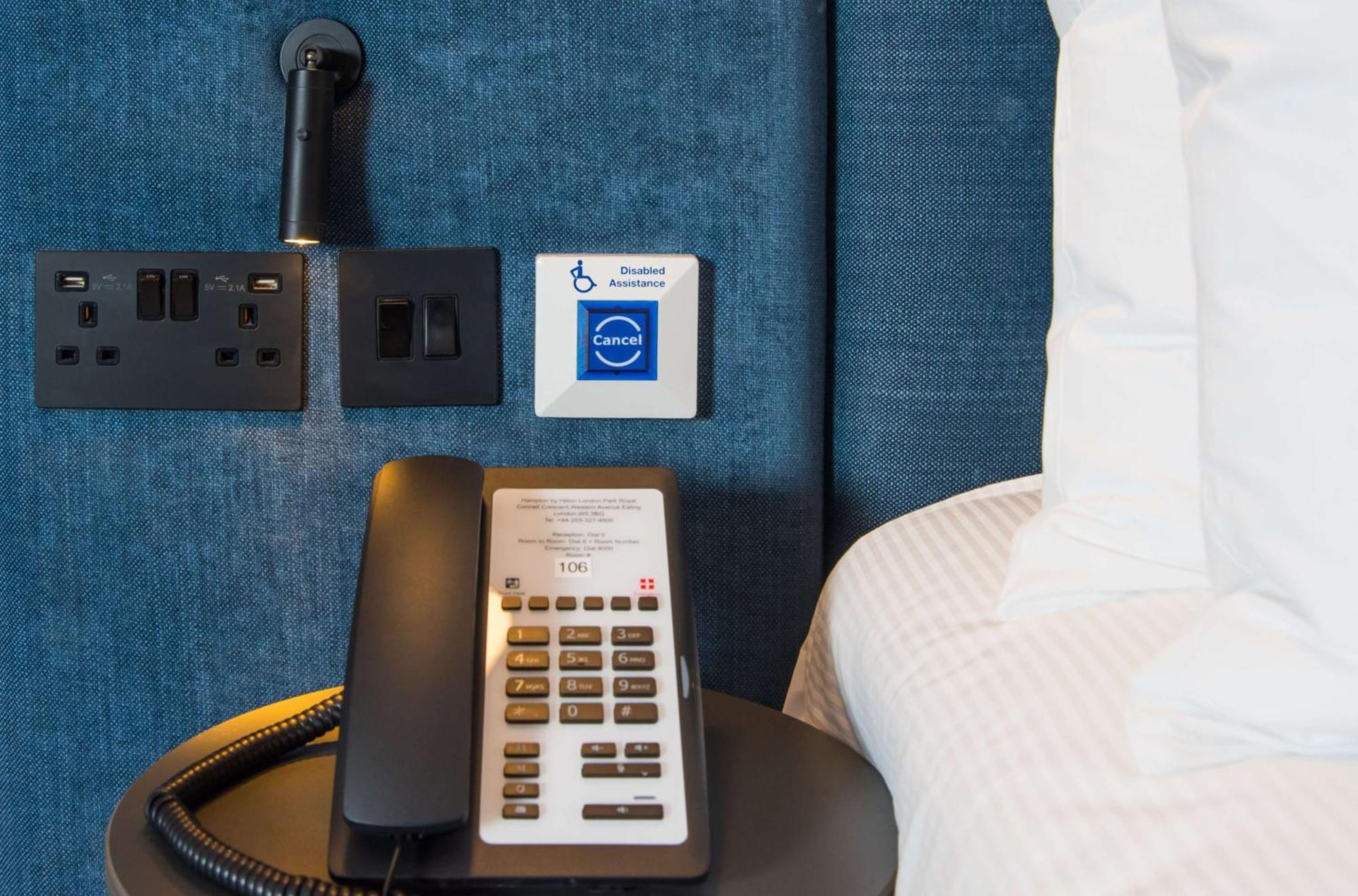 Hampton By Hilton Park Royal 3* Londen