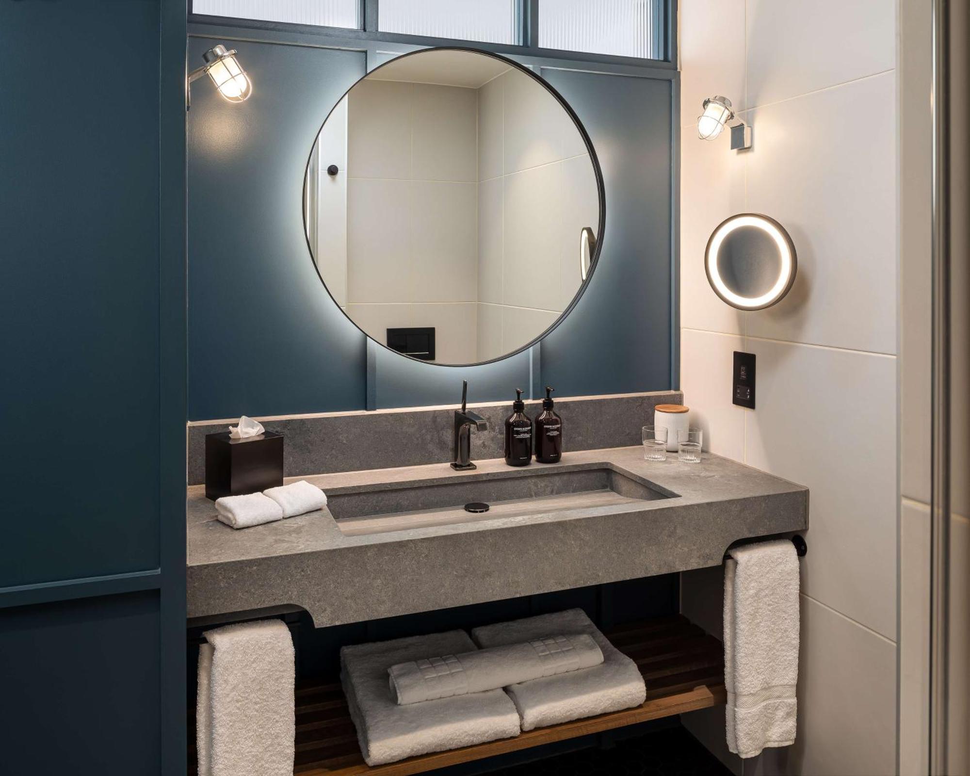 The Gantry London, Curio Collection By Hilton Hotel Londra