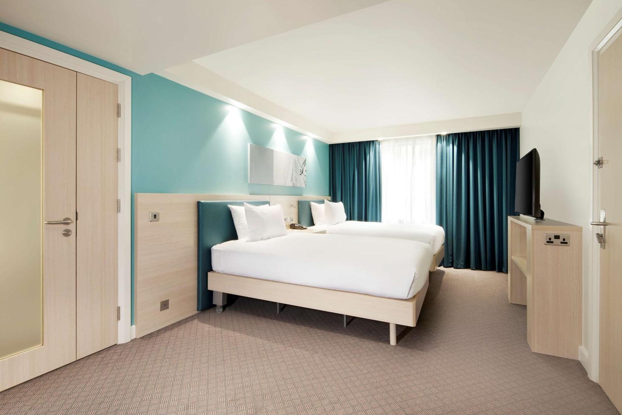 Hotel Hampton By Hilton Docklands London
