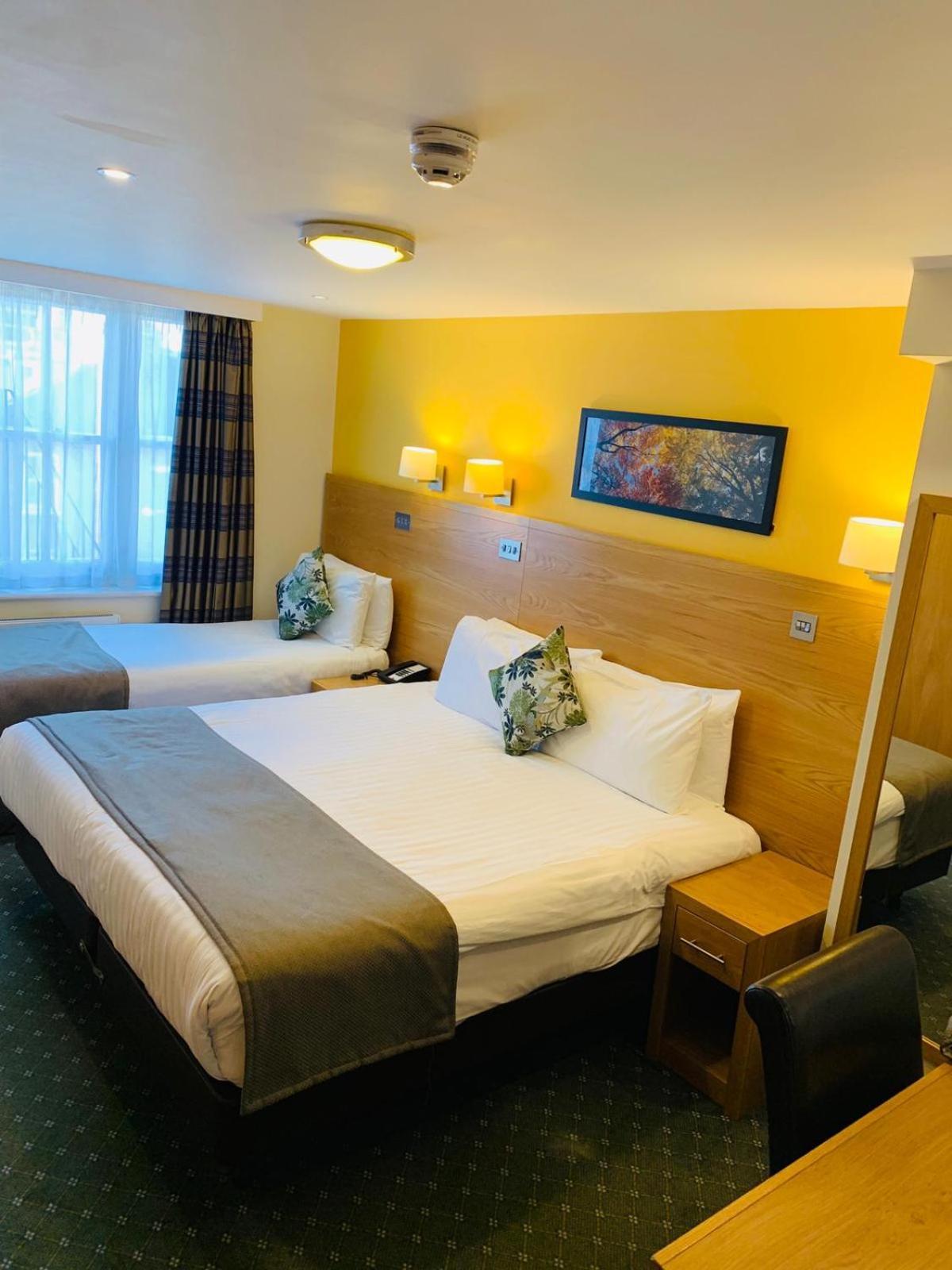 Regency Westend Bed & Breakfast