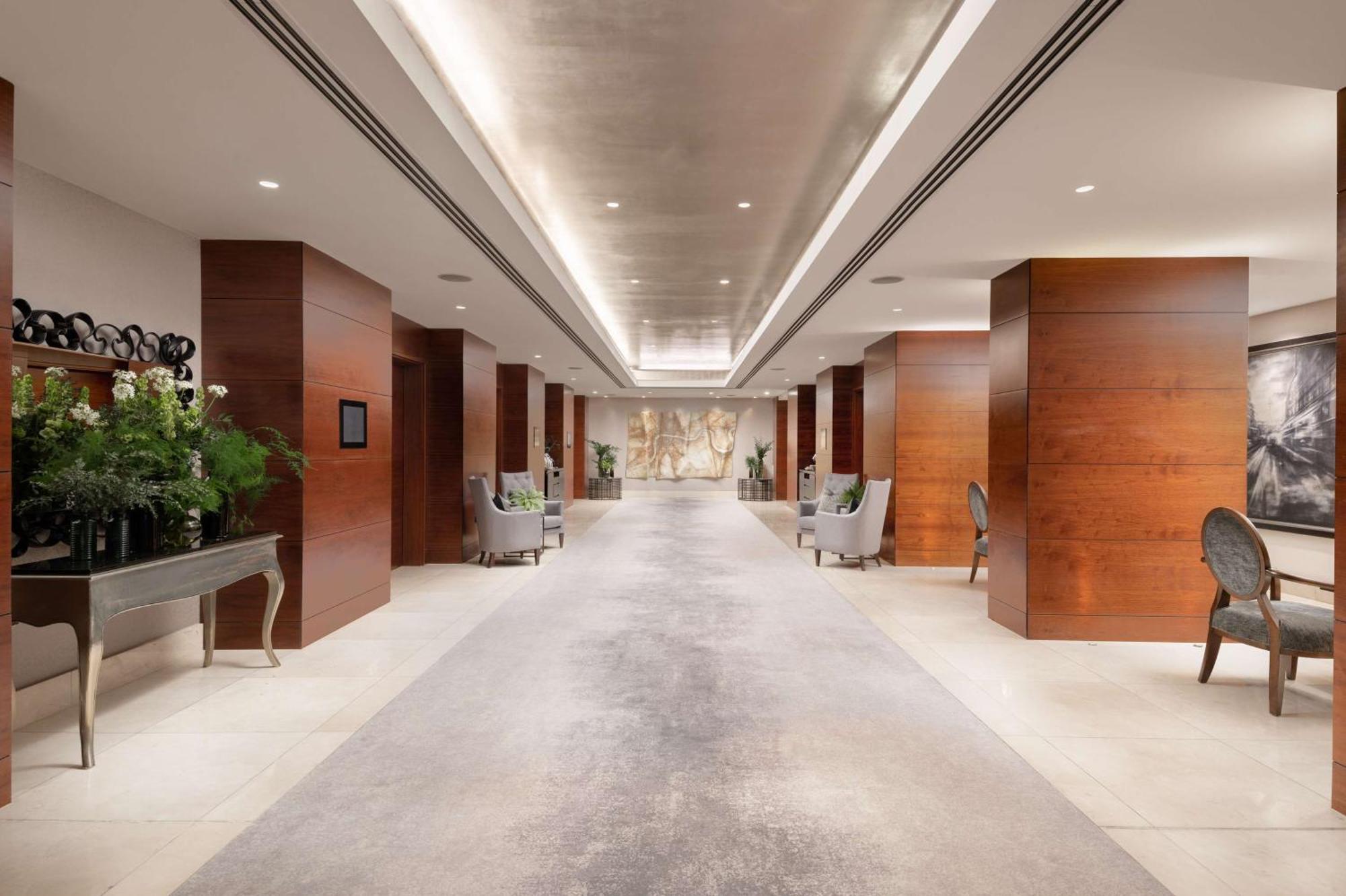 Hotel Conrad St