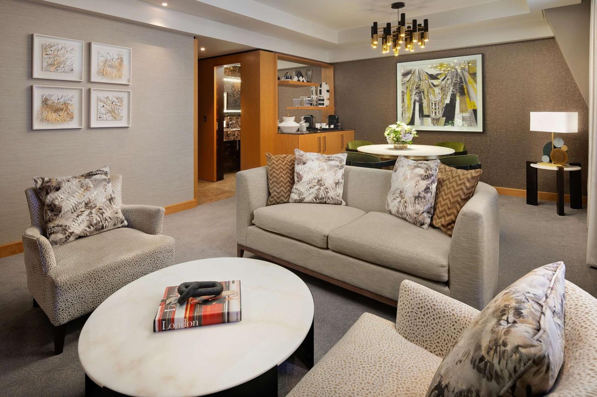 Hotel Conrad St 5*