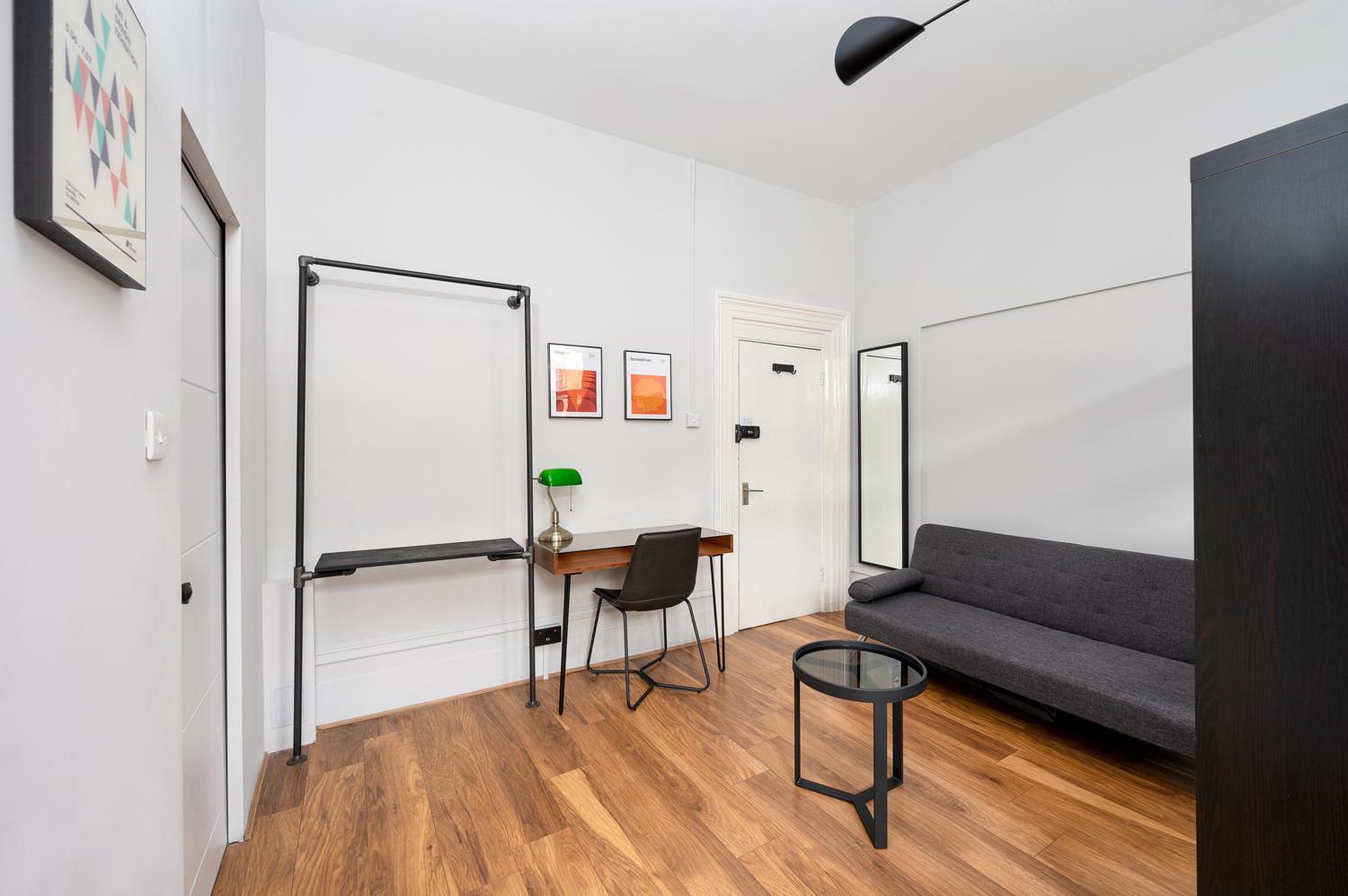 D8 House * London