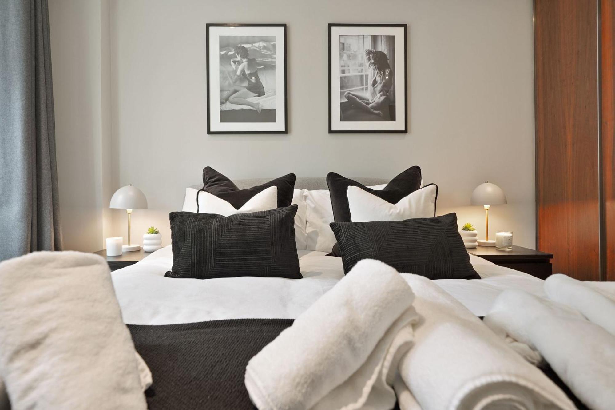 Apartment Luxury 1 Bed Flat, Minutes From Canary Wharf And South Quay Station