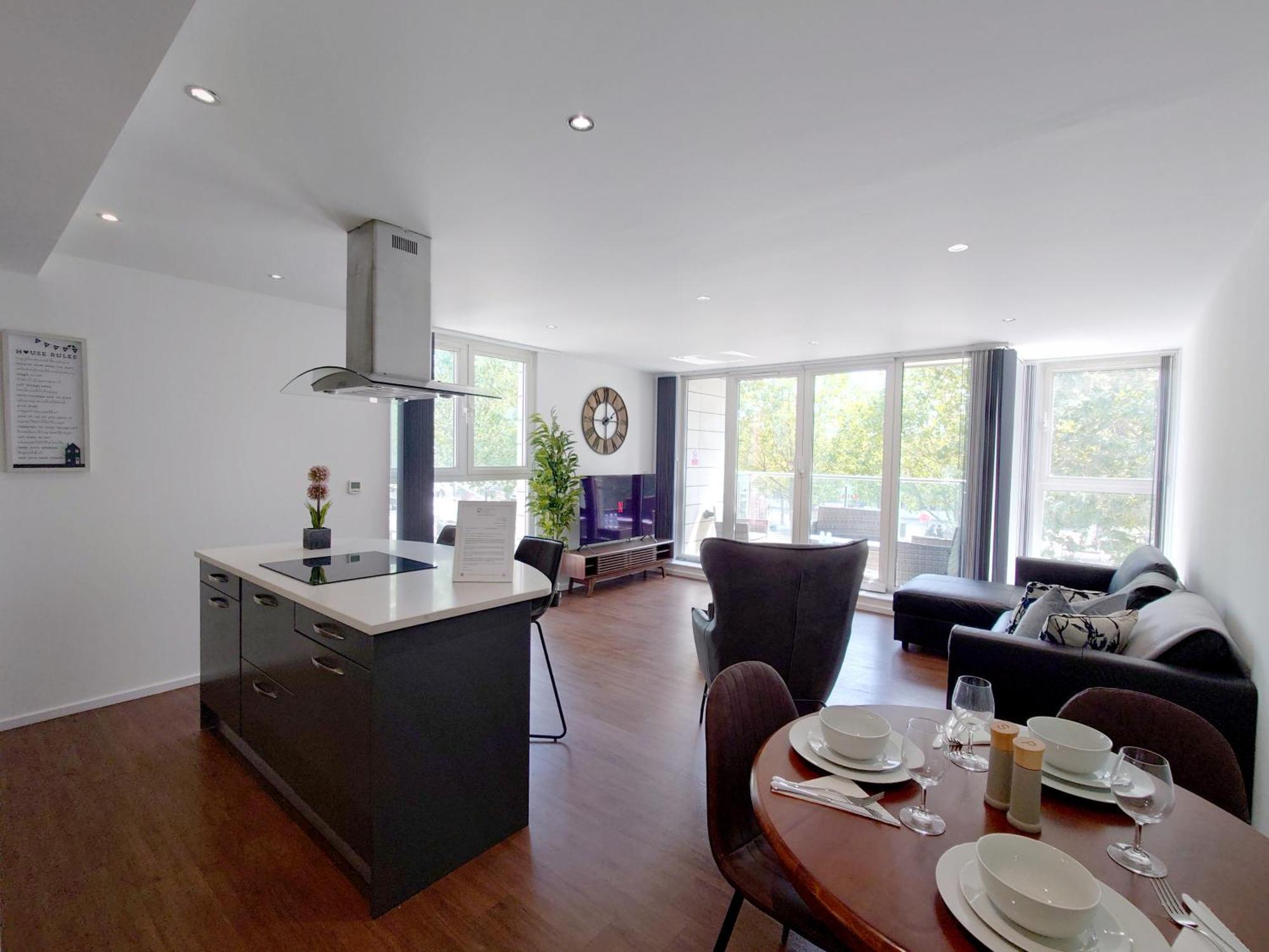 Fully Serviced Two Bed By Excel & O2 London