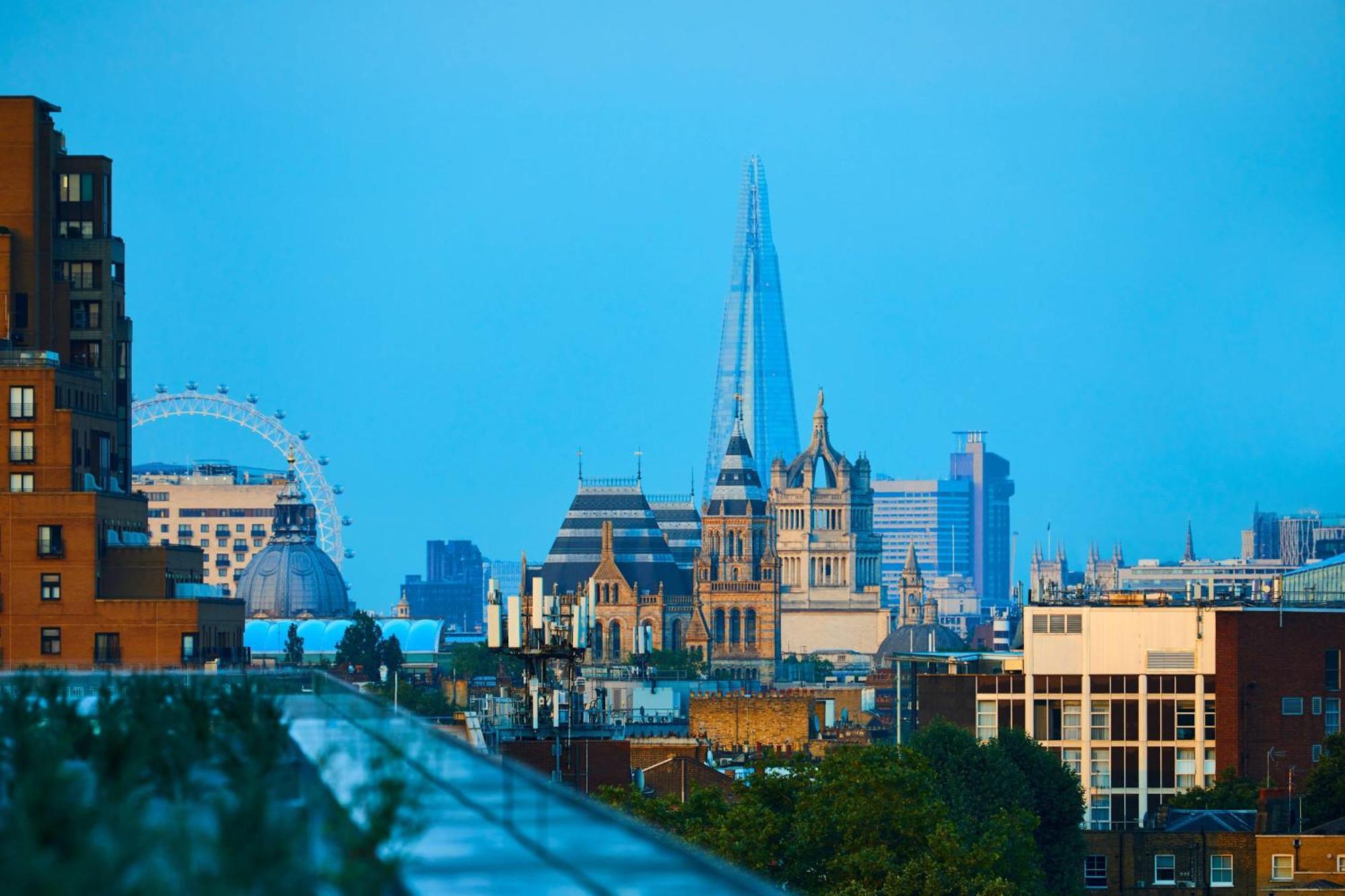 By Marriott Kensington