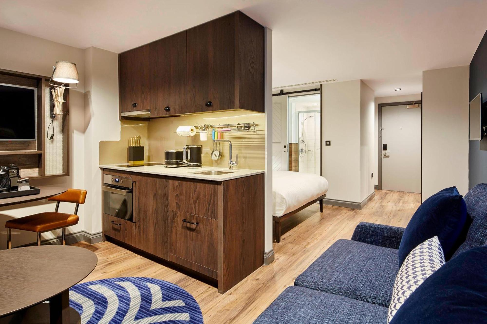Hotel By Marriott Kensington