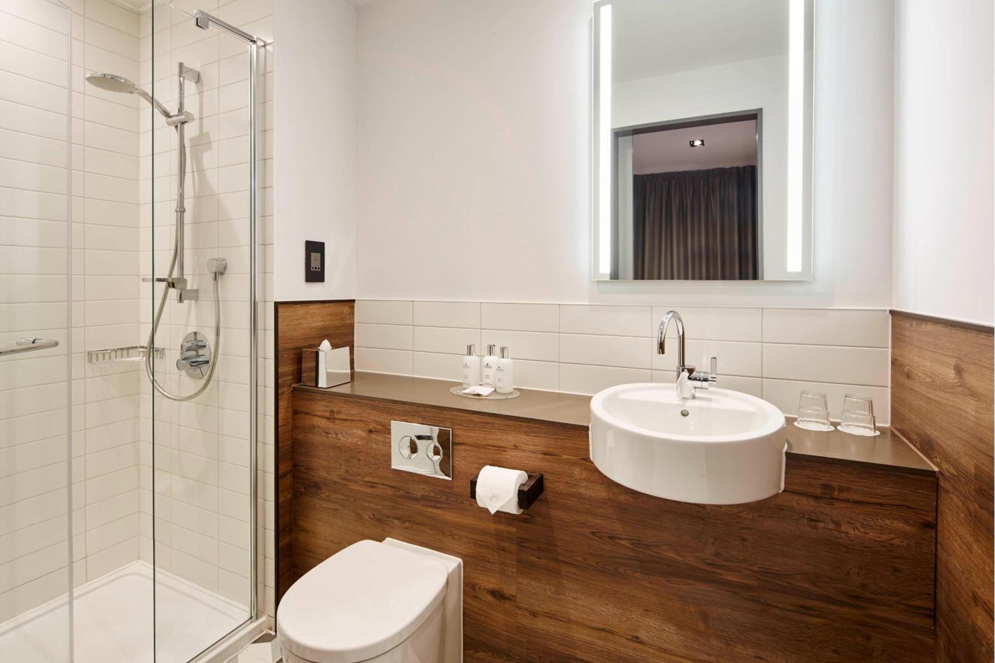 By Marriott Kensington 4*
