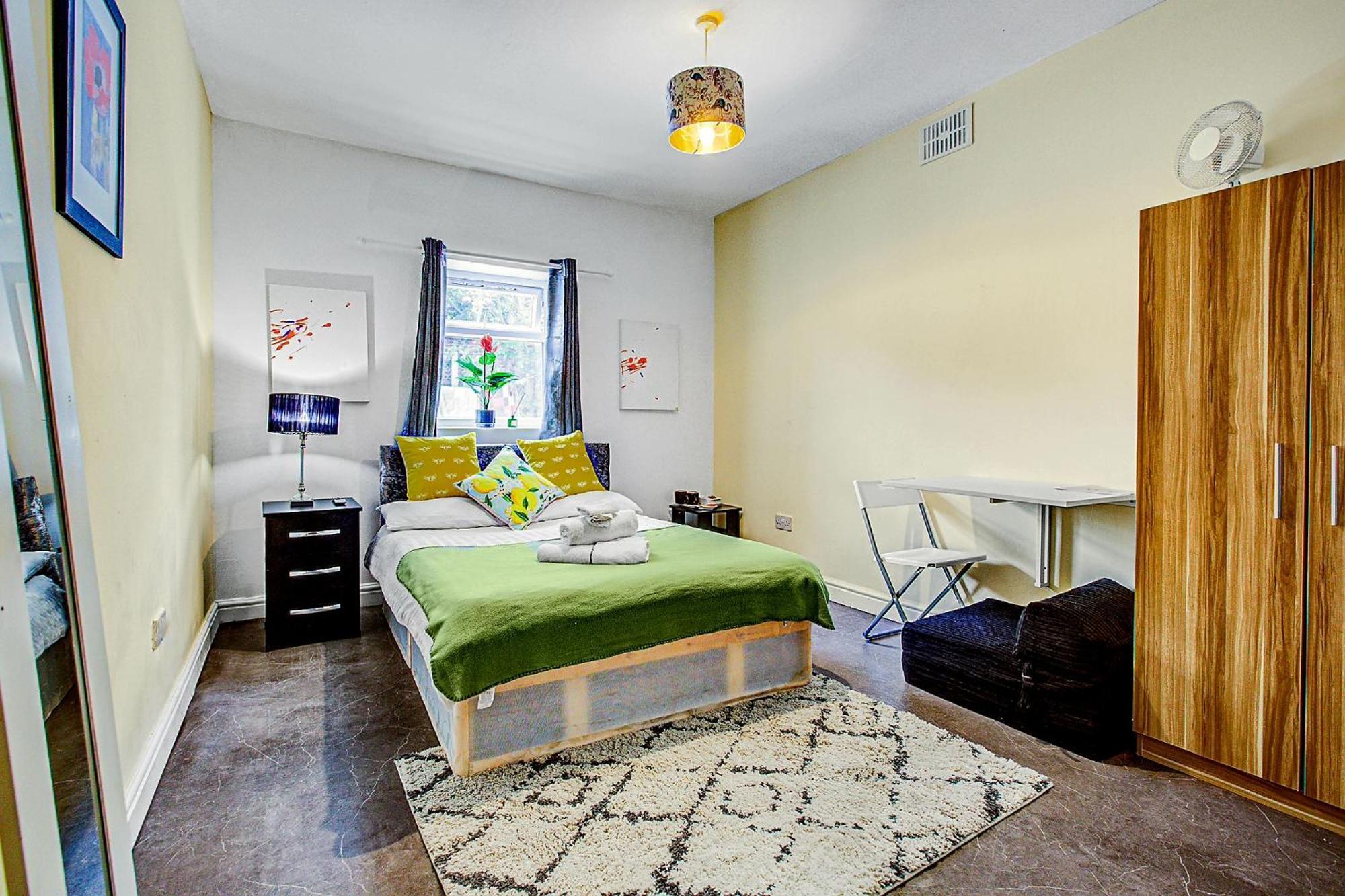 Liefdeshotel Oat Homes *
