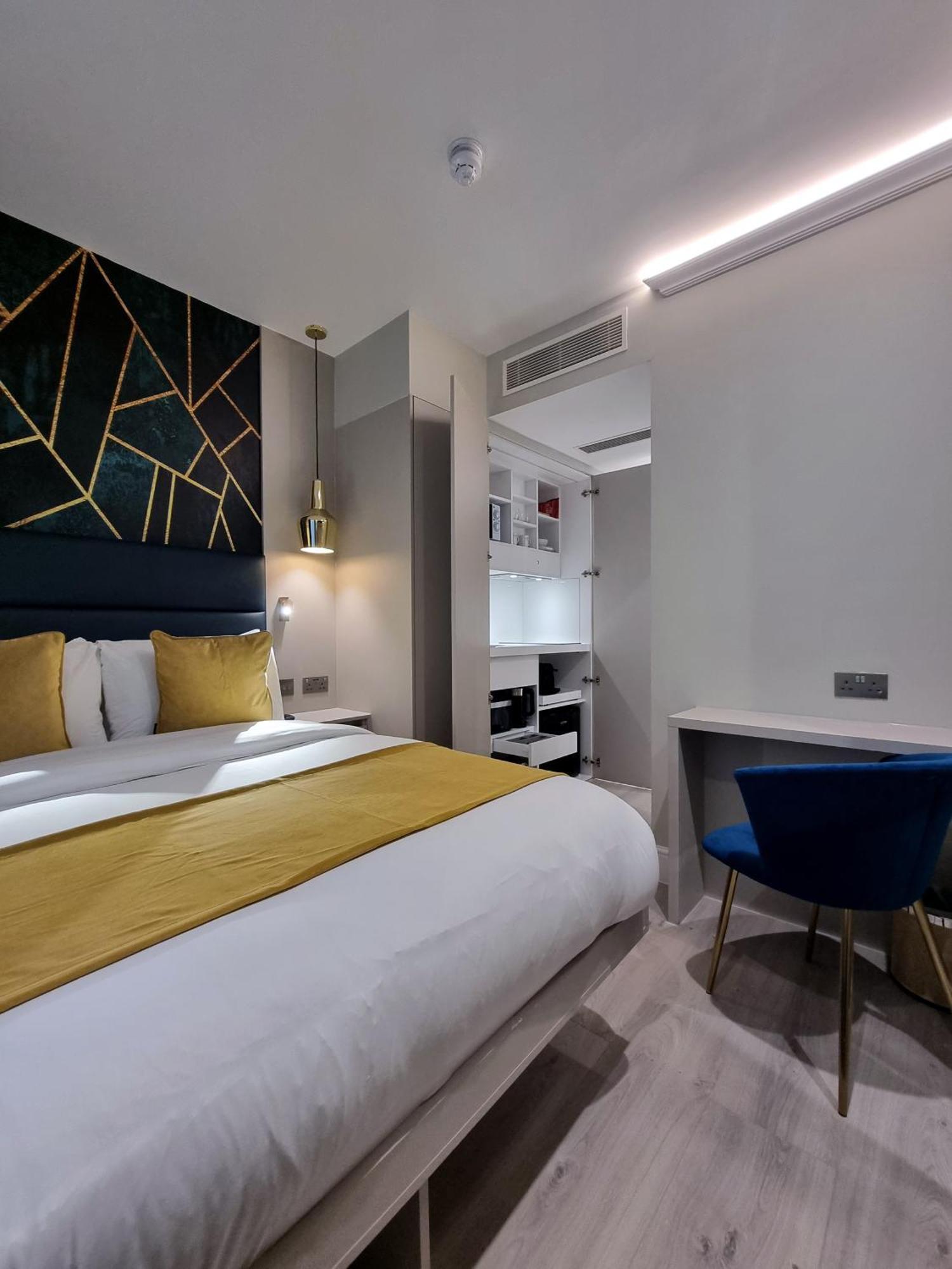 Nox Kensington Gardens Aparthotel
