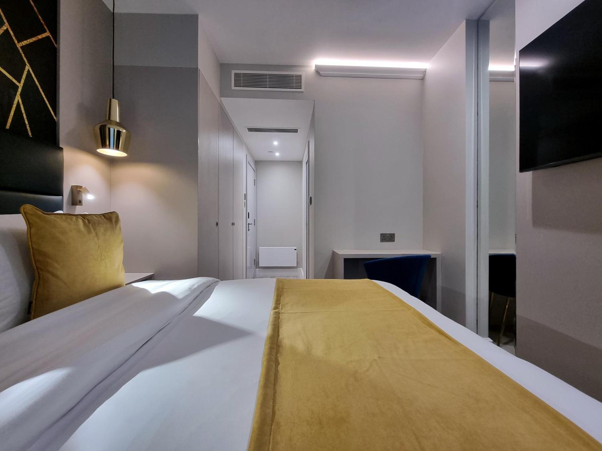 Nox Kensington Gardens Aparthotel
