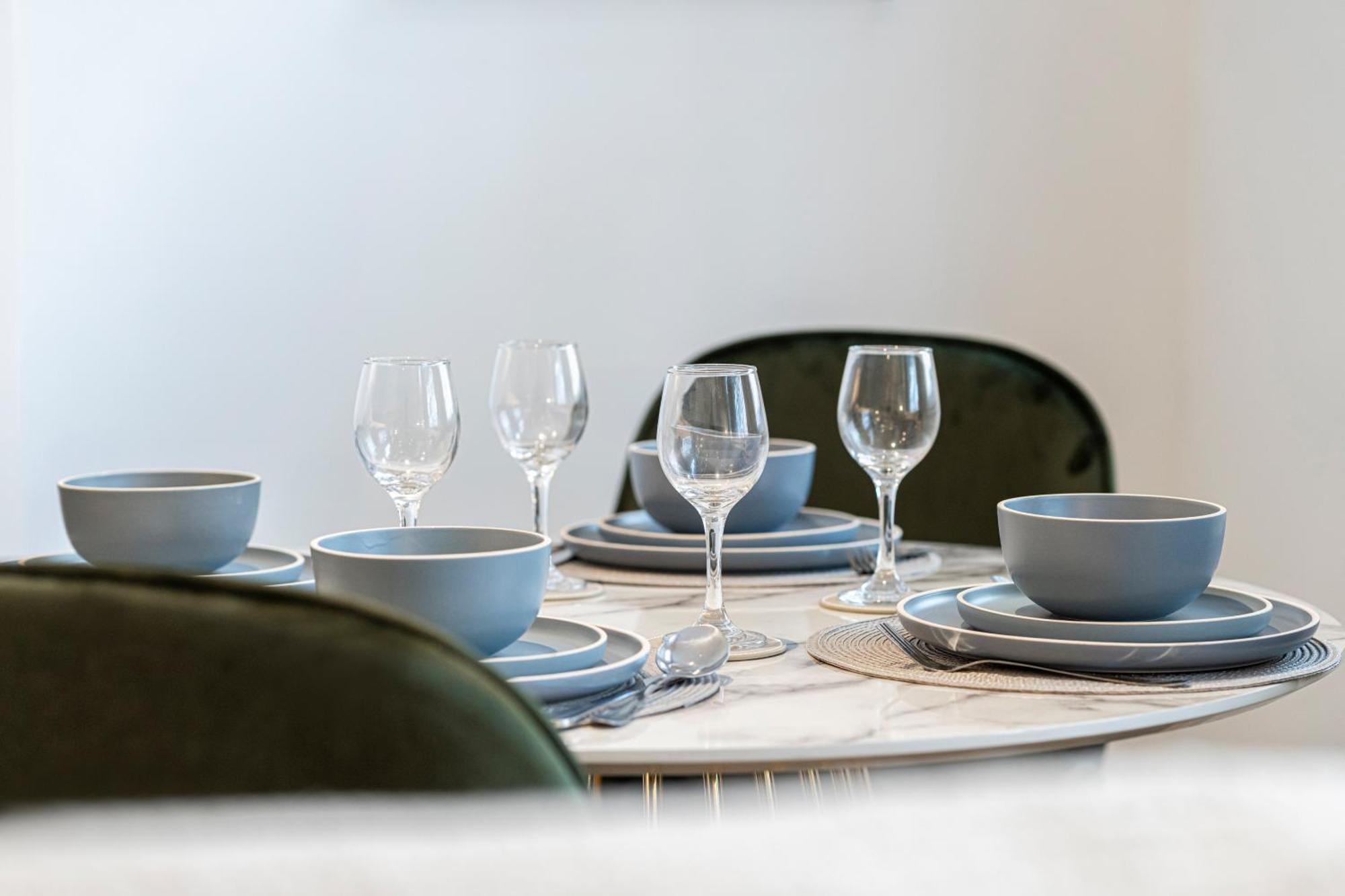 Stylish 1 Bed Flats In Soho, Next To Piccadilly Circus And Trafalgar Square * Londen