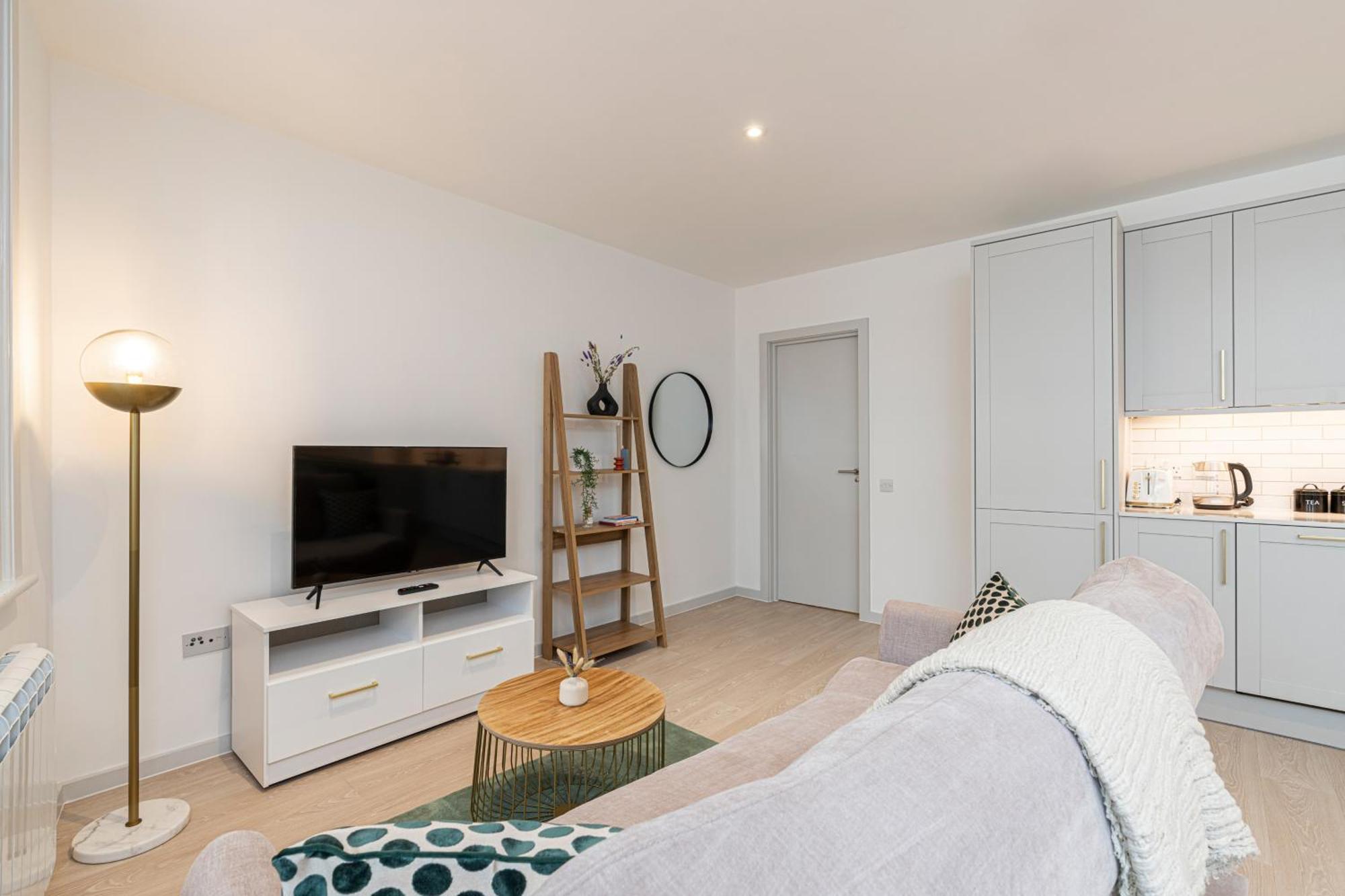 Stylish 1 Bed Flats In Soho, Next To Piccadilly Circus And Trafalgar Square Londen
