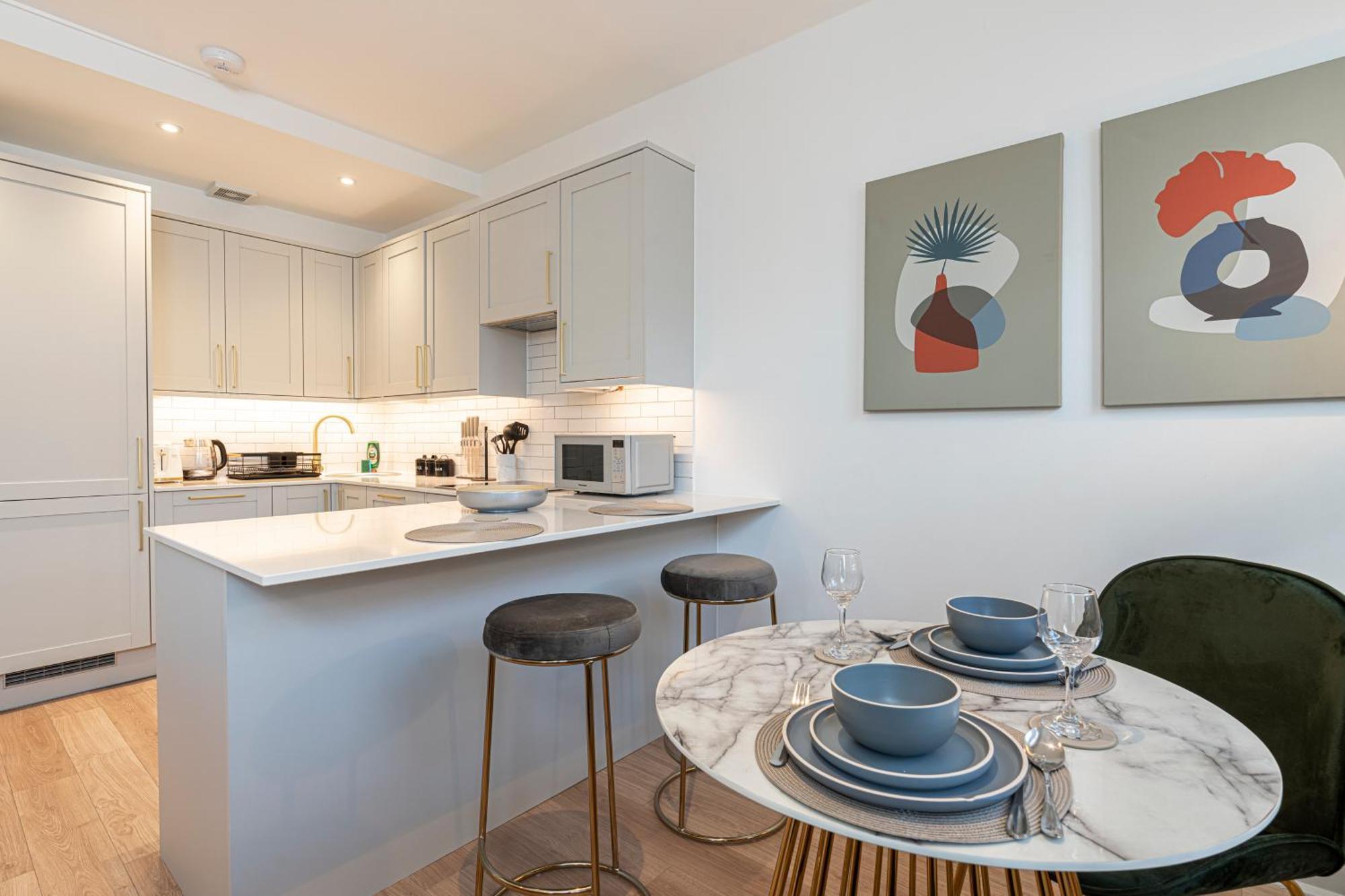 Stylish 1 Bed Flats In Soho, Next To Piccadilly Circus And Trafalgar Square Appartement Londen