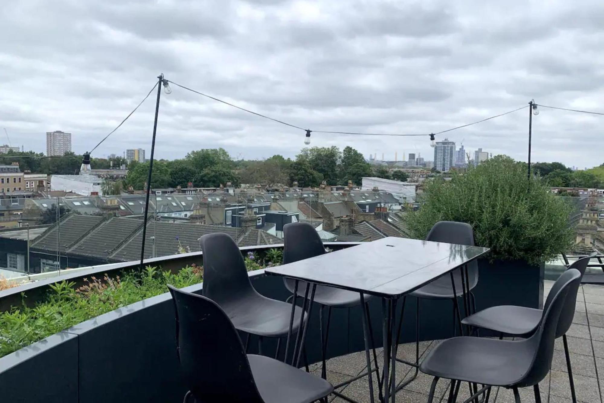 Stylish 2bd Flat With Private Balcony - Battersea Appartement Londres