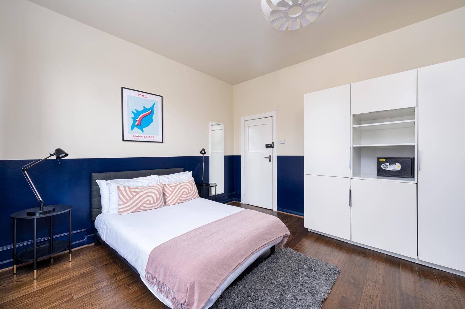 D8 House London